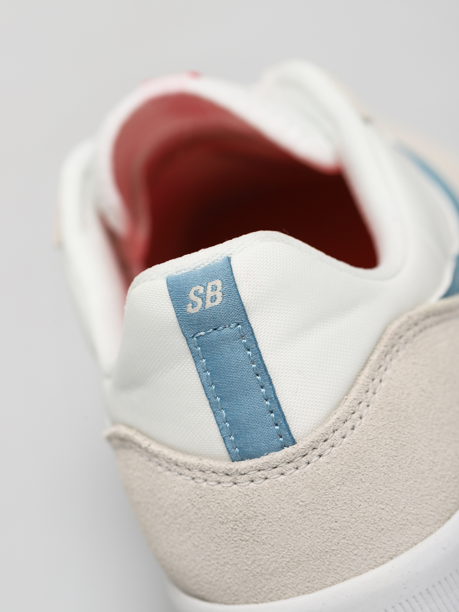 Buty Nike SB Team Classic (summit white/cerulean white)