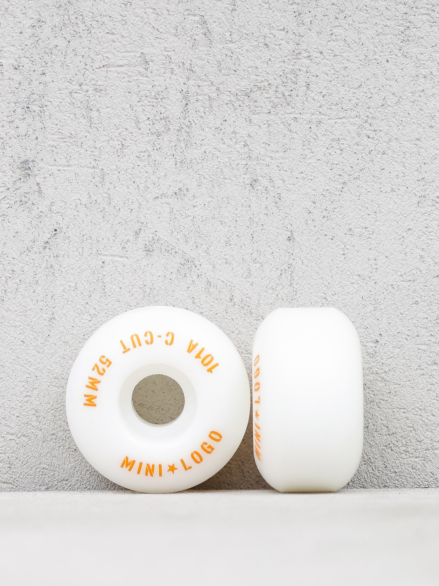 Ku00f3u0142ka Minilogo C Cut 2 (white)