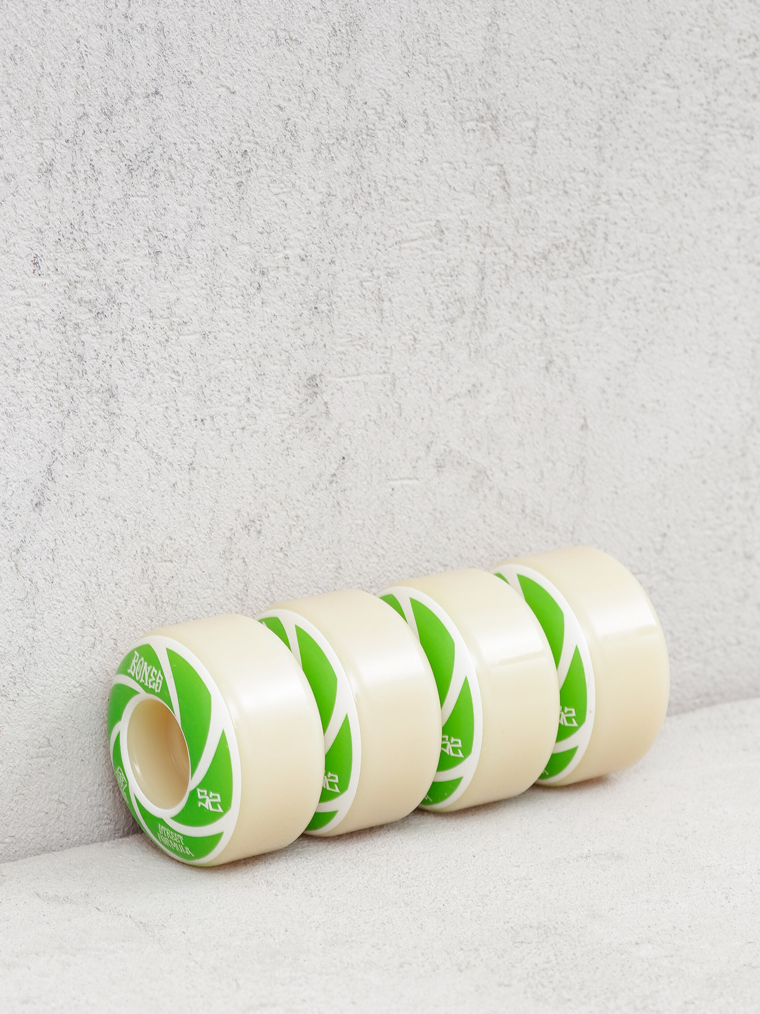 Kółka Bones Standard 99A V1 (white/green)