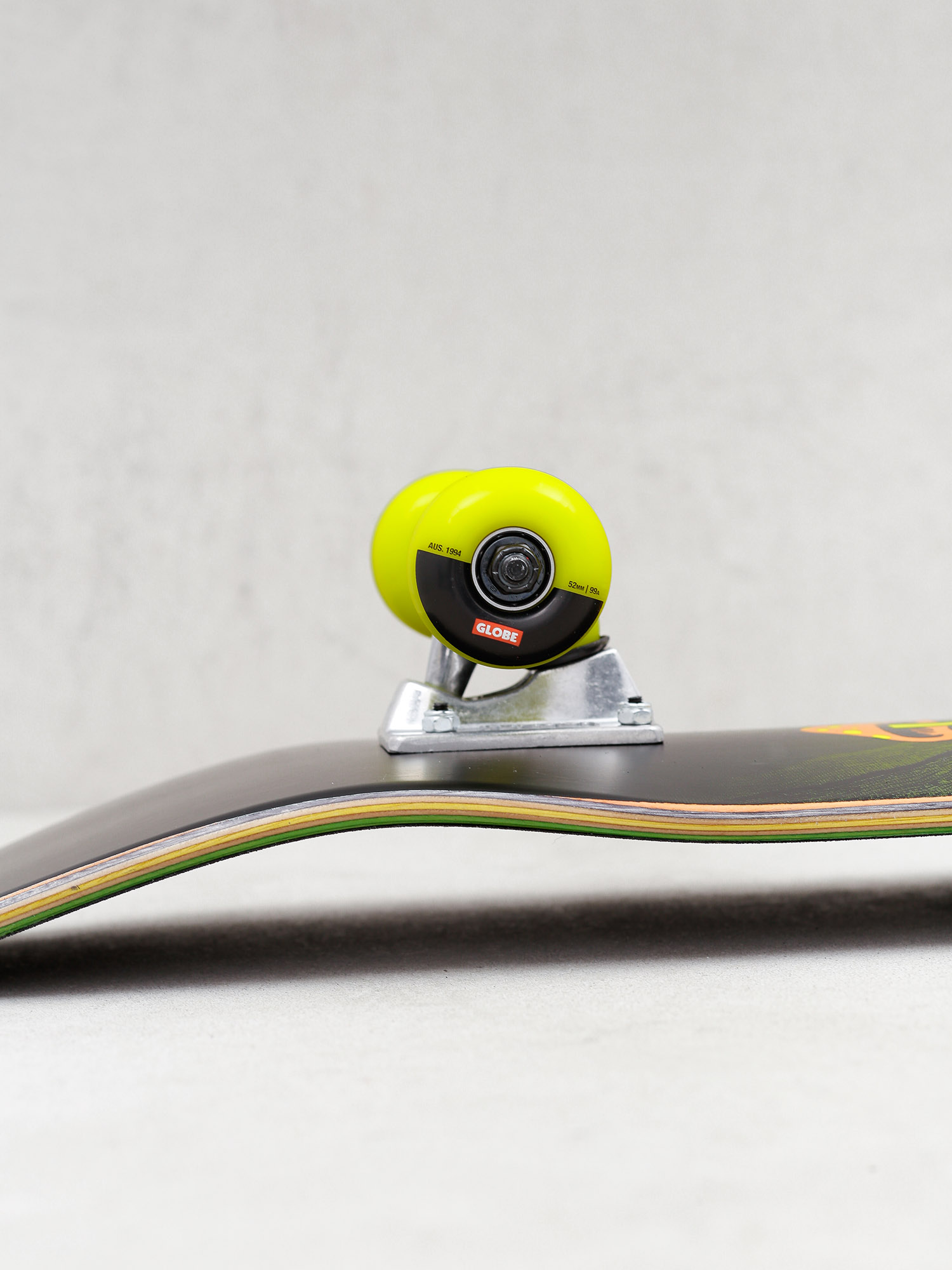 Deskorolka Globe G1 Nature Walk (black/toxic yellow)