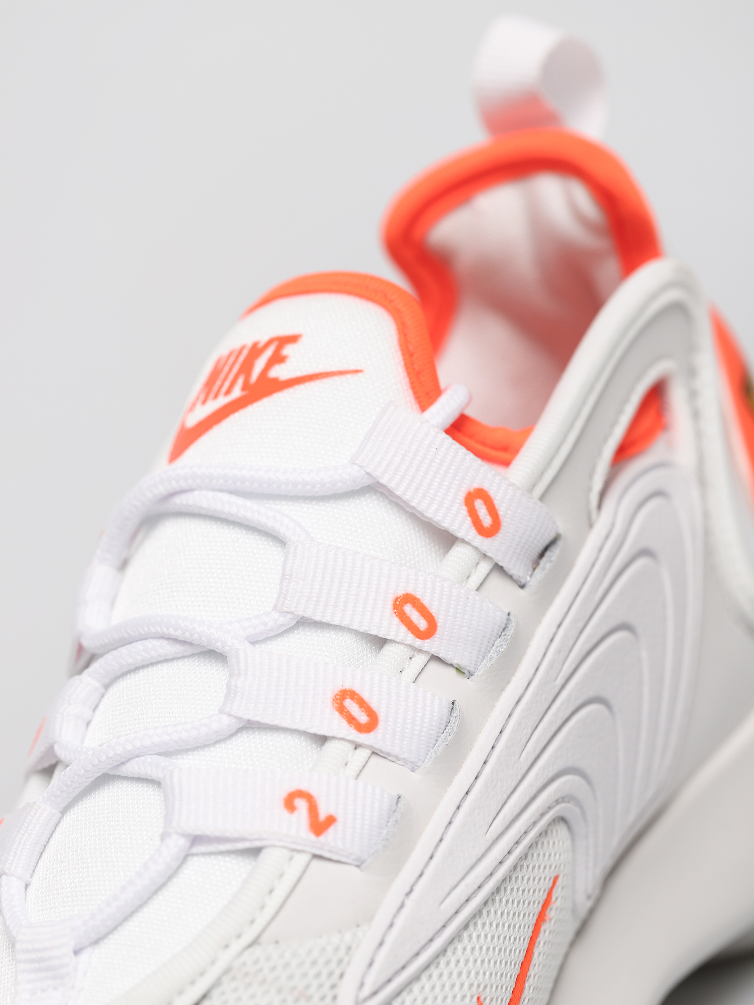 Buty Nike Zoom 2K Wmn (platinum tint/hyper crimson white black)