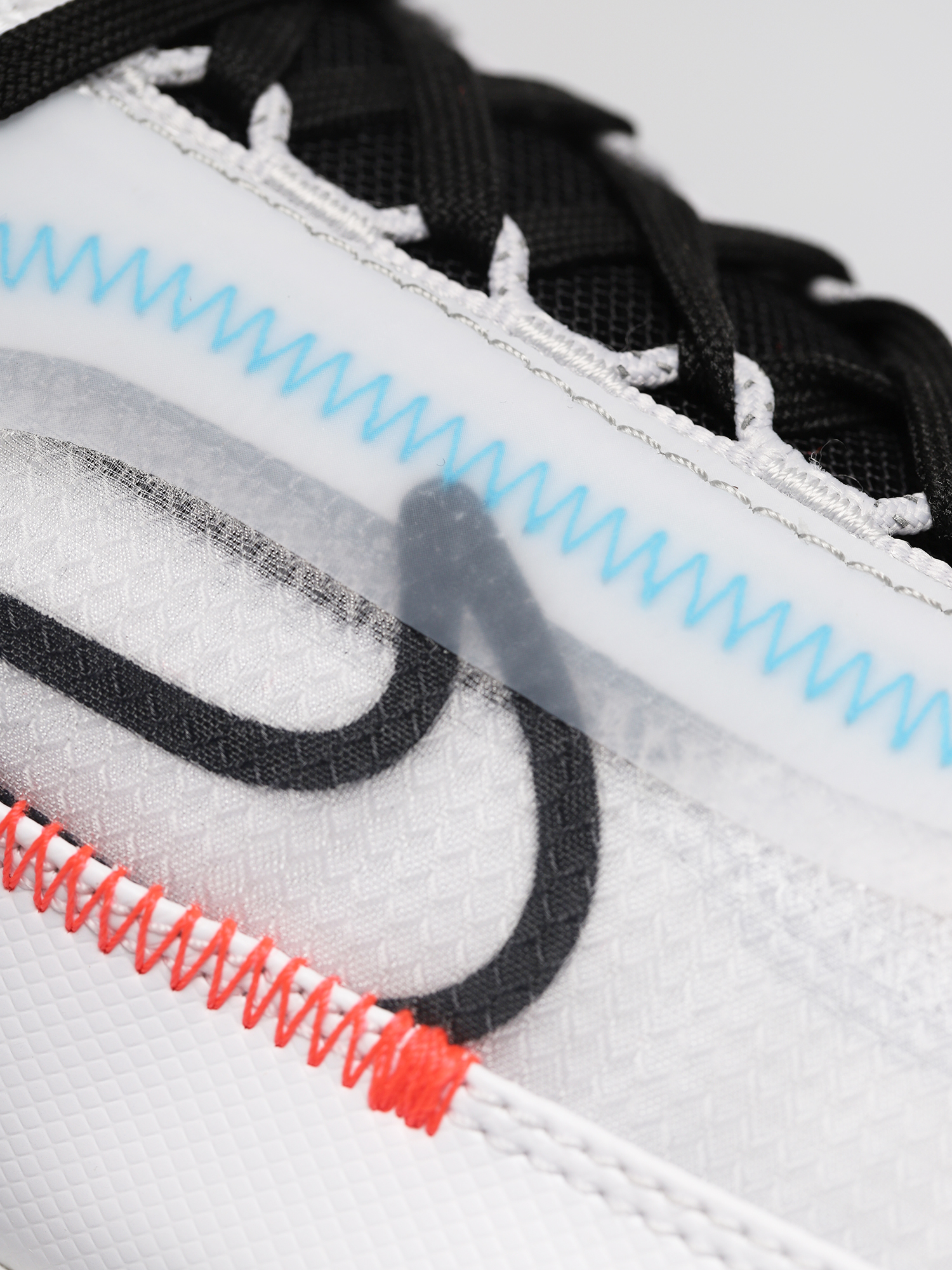 Buty Nike Air Max 2090 (white/black pure platinum bright crimson)