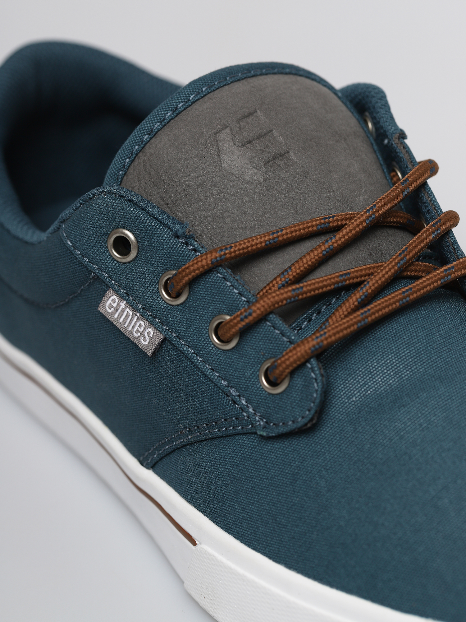 Buty Etnies Jameson 2 Eco (navy/grey/silver)