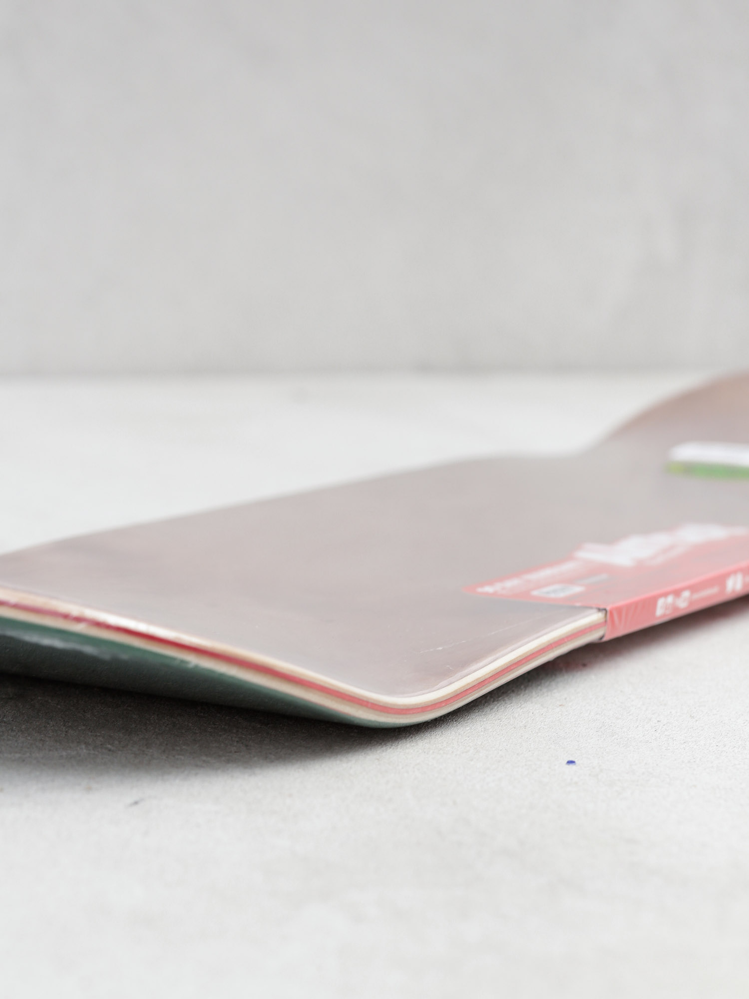 Deck Almost Red Ring Resin (green)