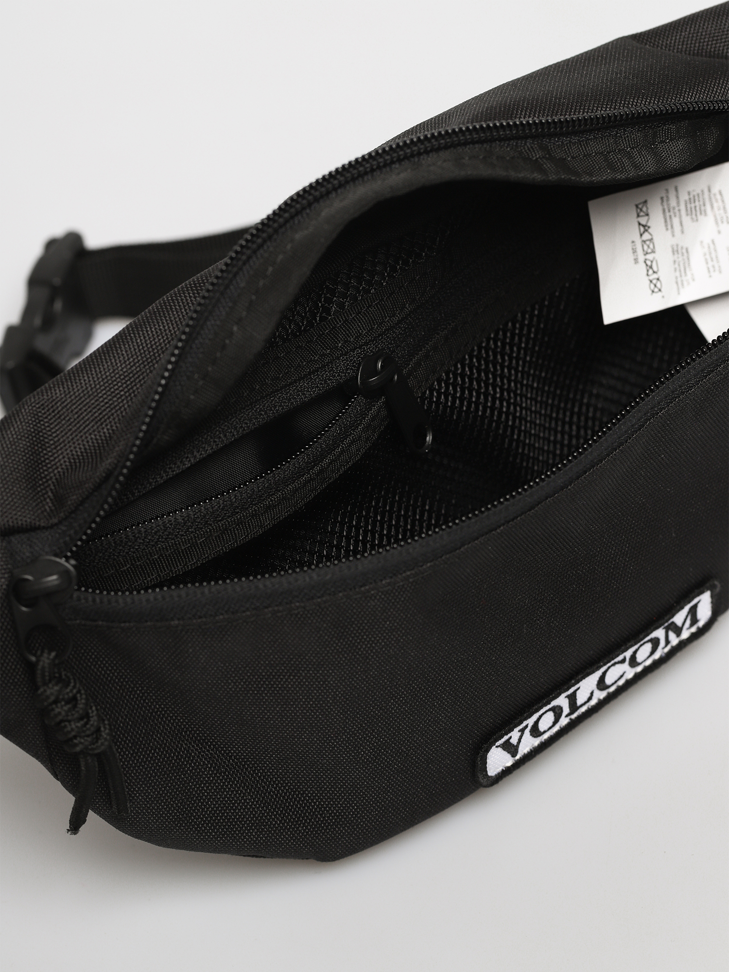 Nerka Volcom Stone Azza Pouch (black)
