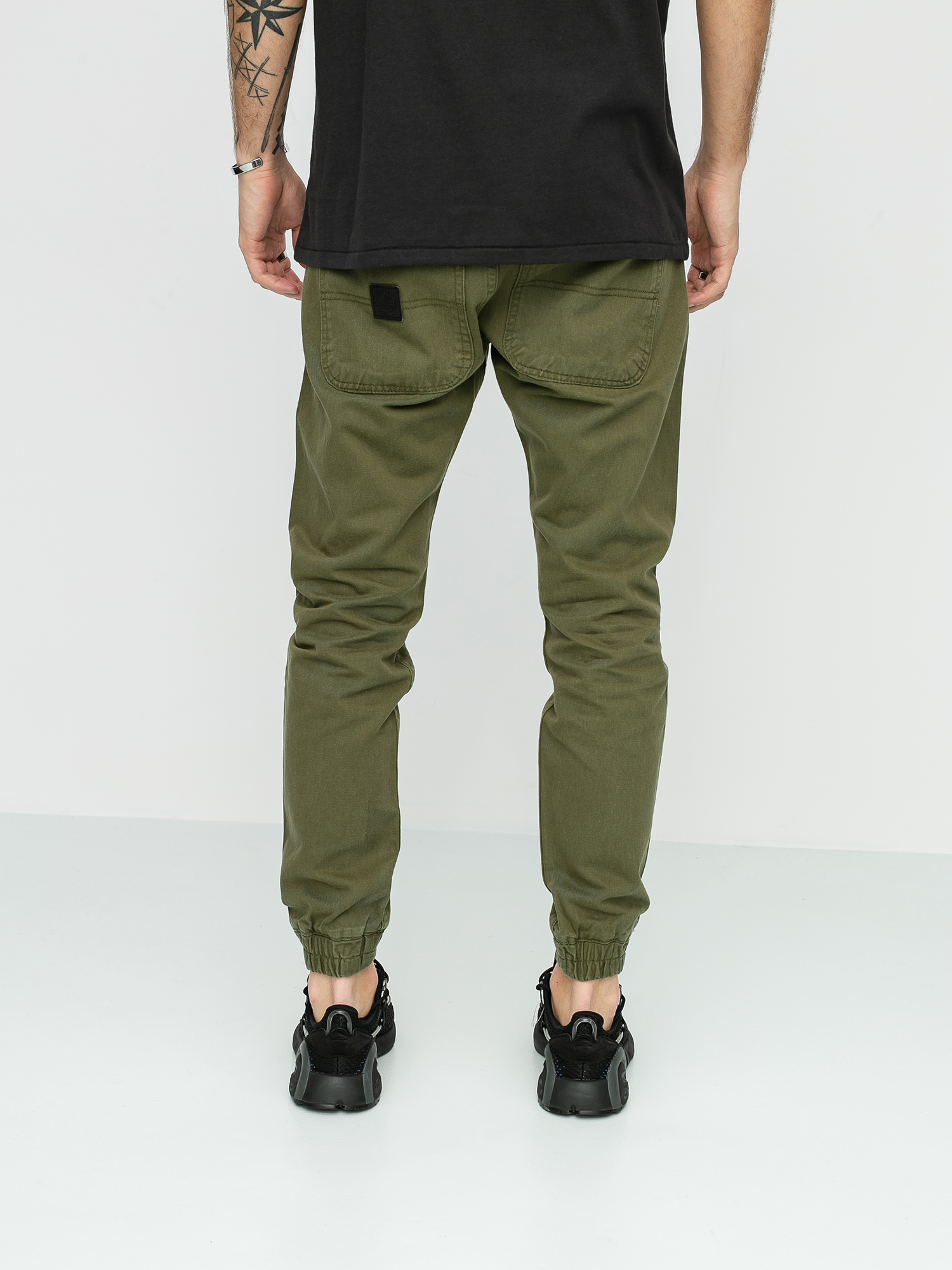 Spodnie MassDnm Base Joggers (olive)