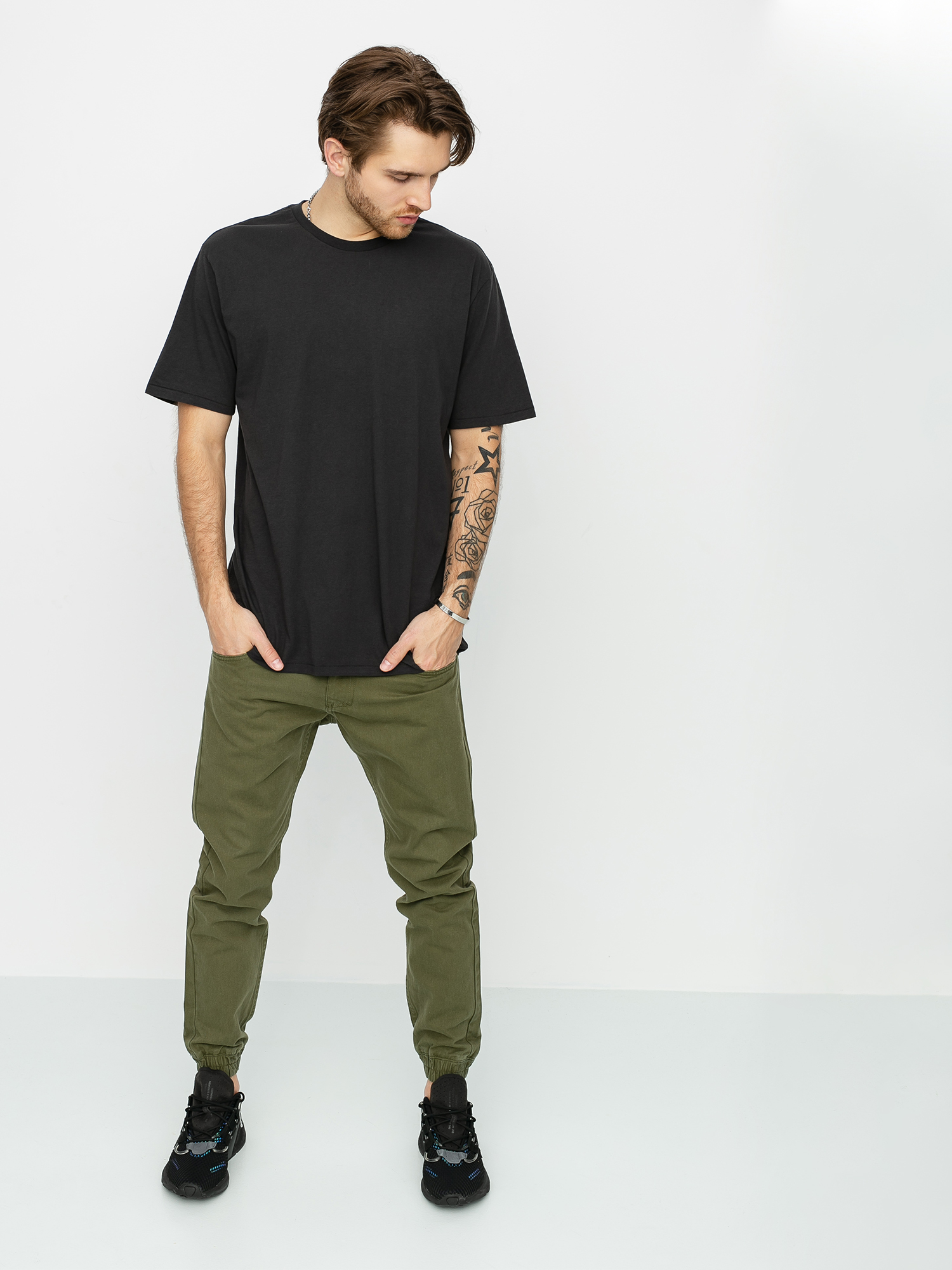 Spodnie MassDnm Base Joggers (olive)
