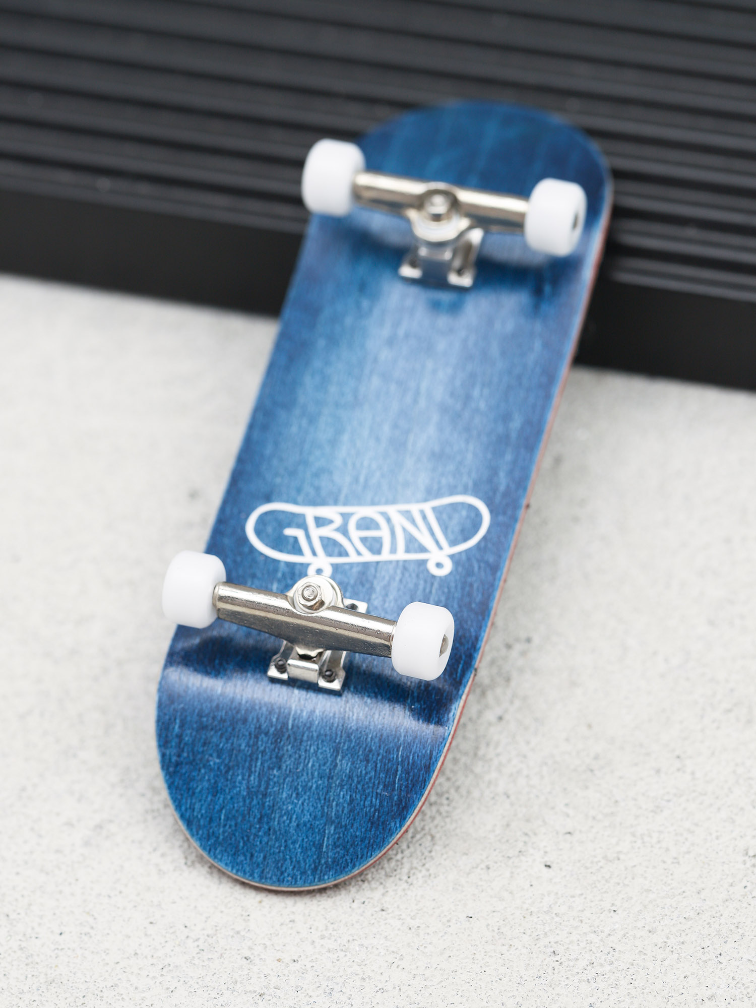 Fingerboard Grand Fingers Pro (navy/silver/white)