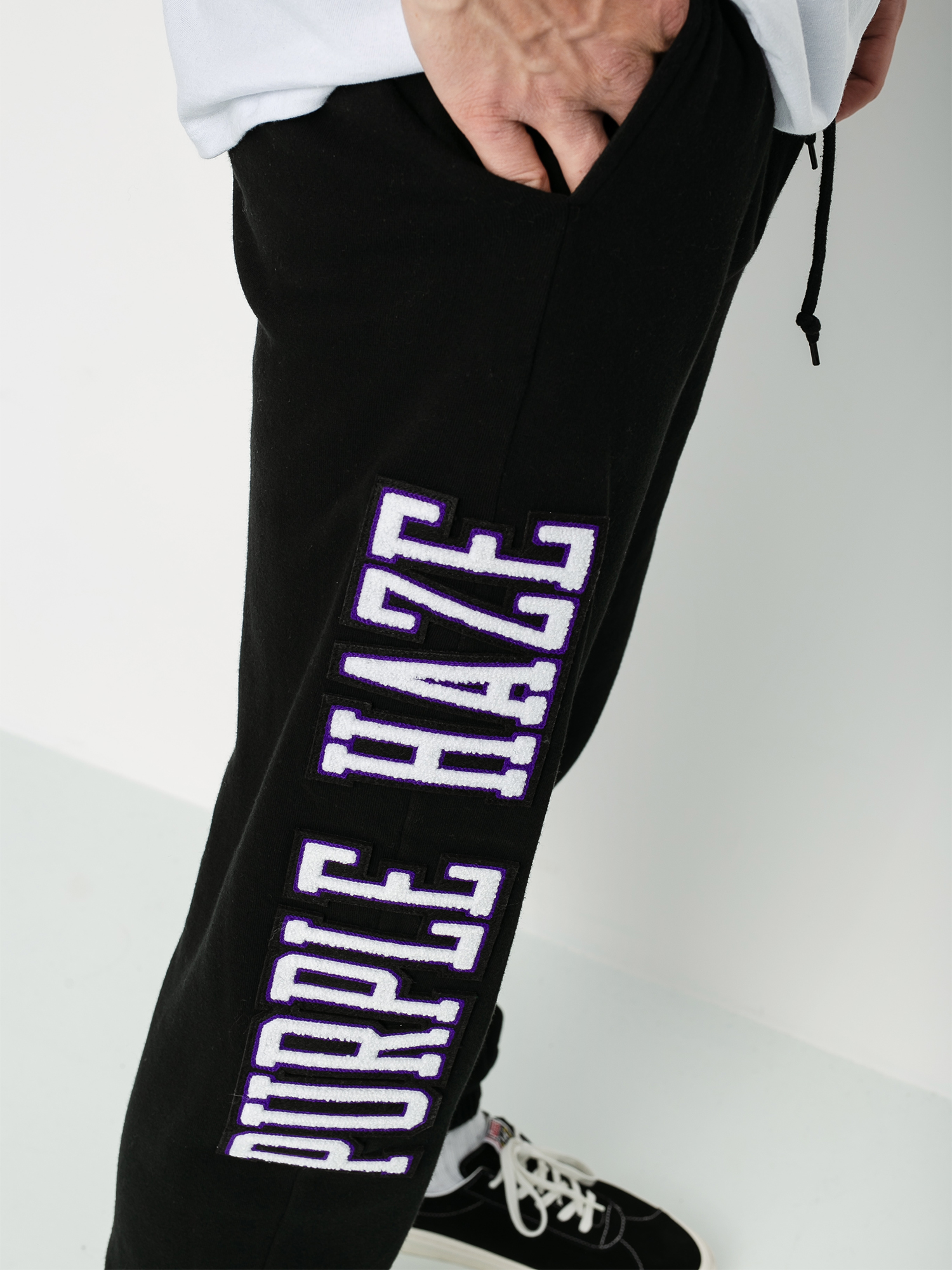 Spodnie Diamond Supply Co. Purple Haze Patch (black)