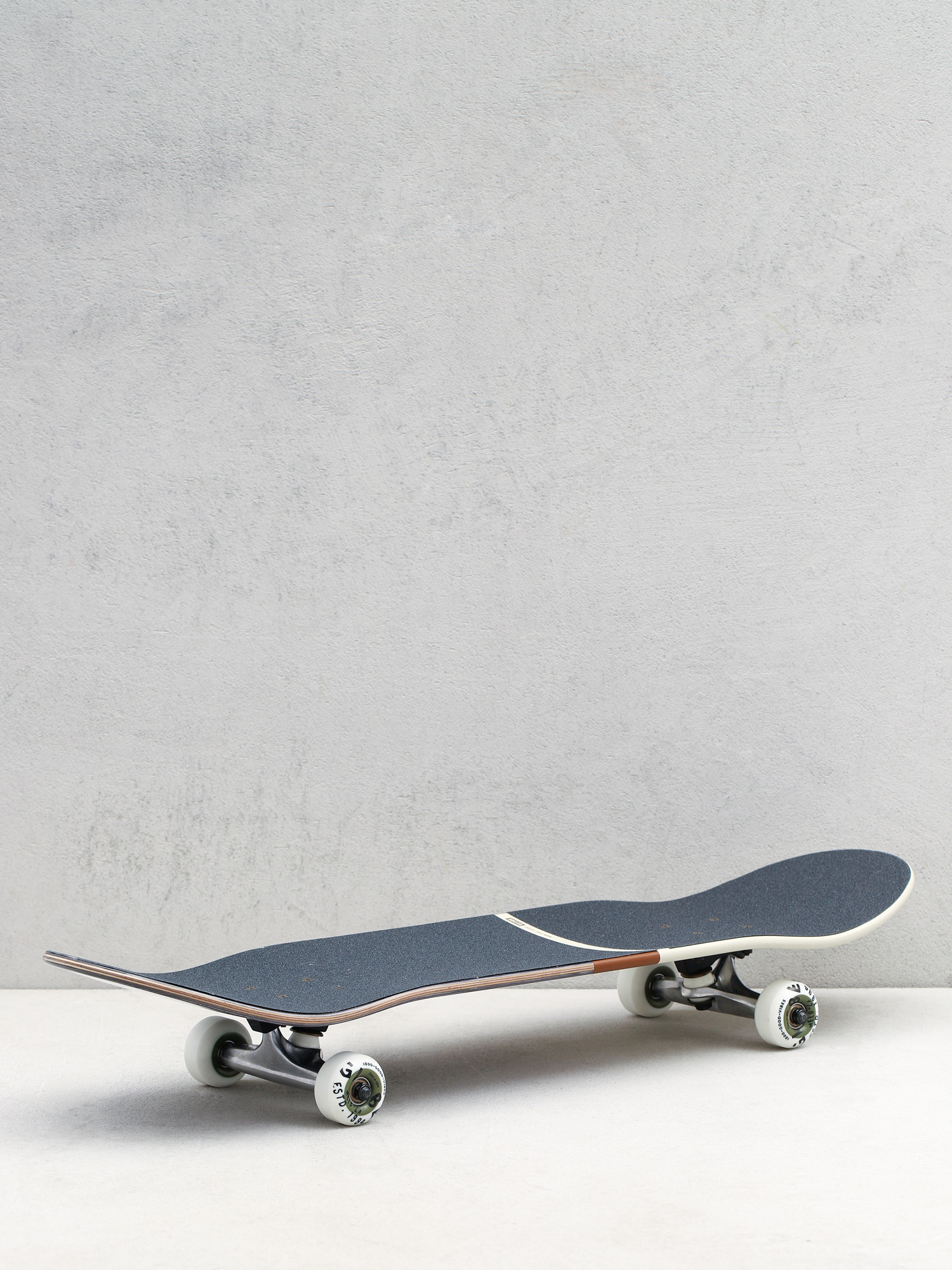 Deskorolka Globe G2 Half Dip 2 (black/tobacco)