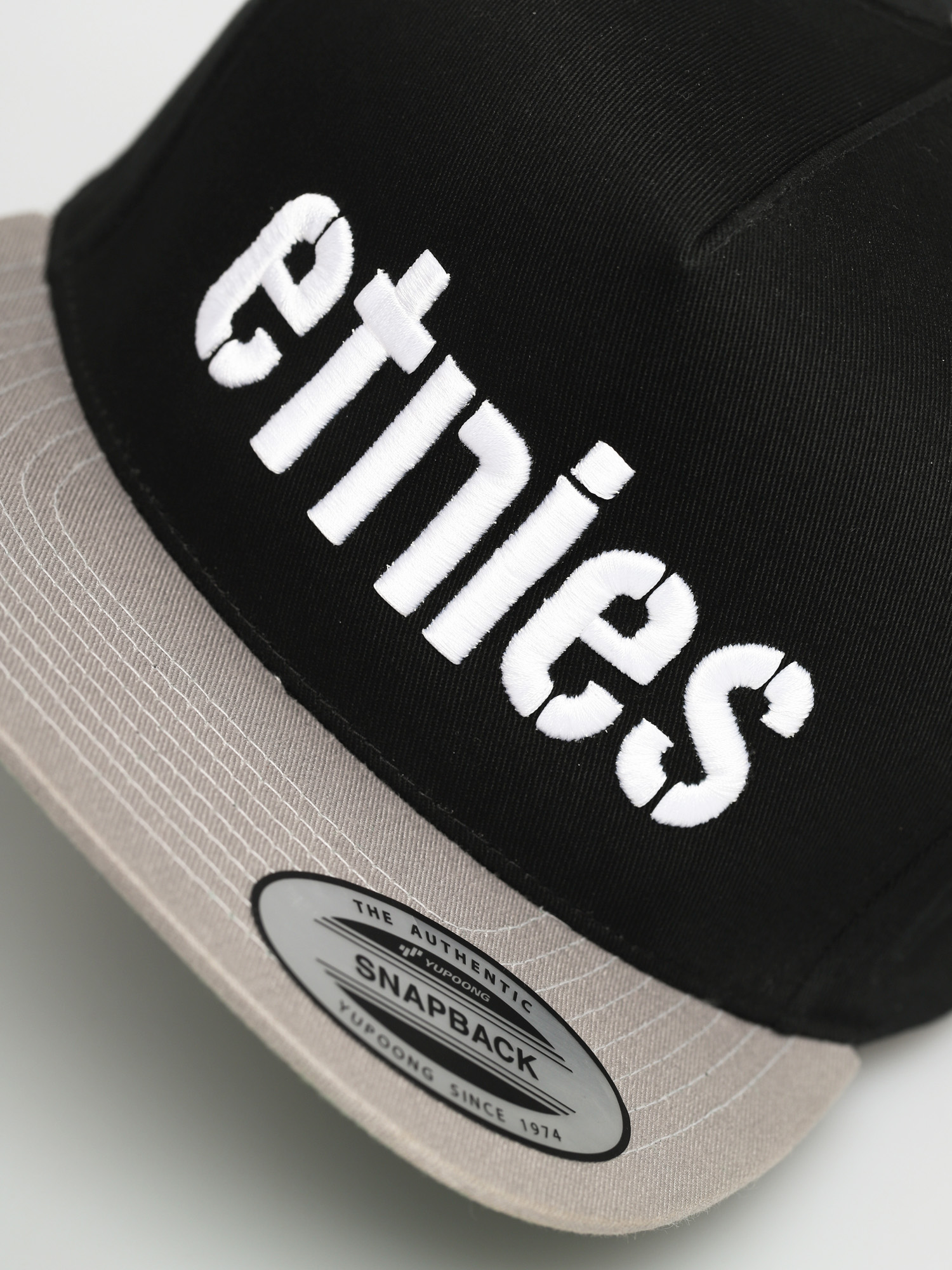 Czapka z daszkiem Etnies Corp Snapback ZD (black/silver)