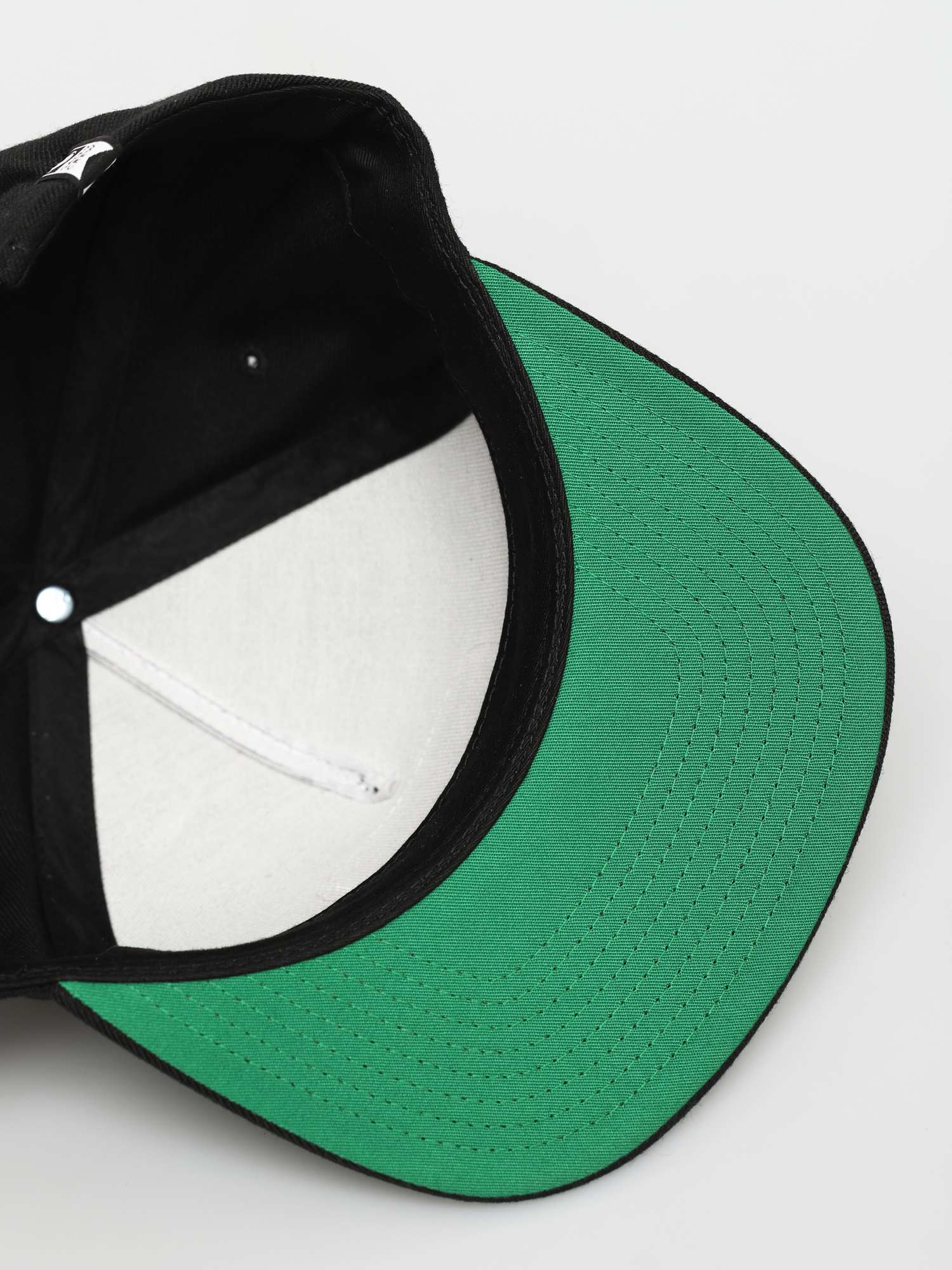 Czapka z daszkiem Salty Crew Pacific 5 Panel ZD (black)