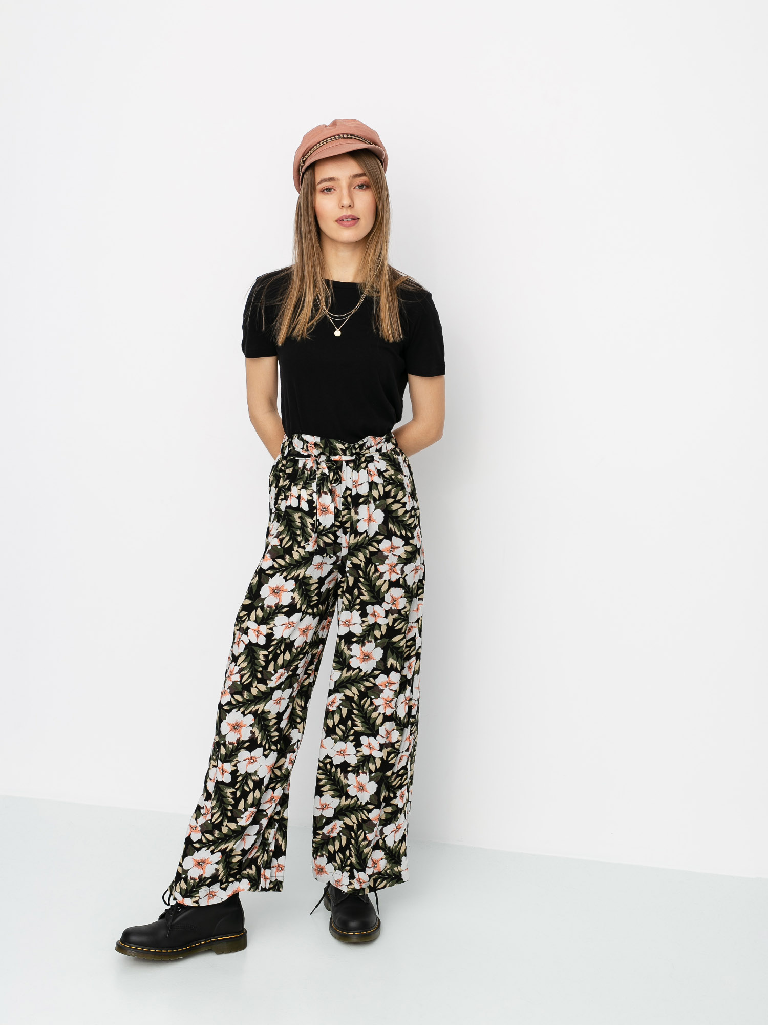 Spodnie Volcom Coco Beach Wmn (black combo)