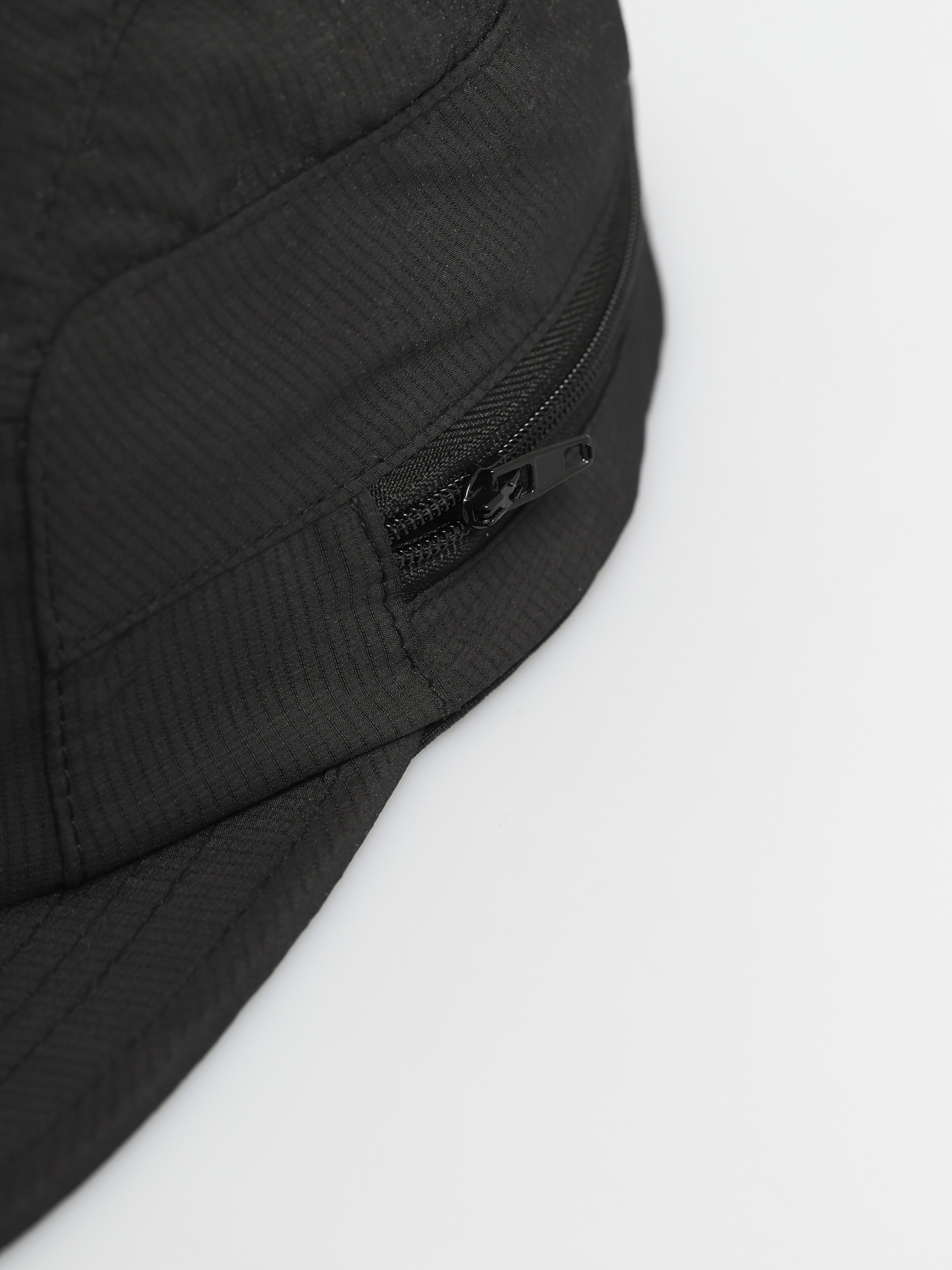 Czapka z daszkiem Salty Crew Inshore 5 Panel ZD (black)