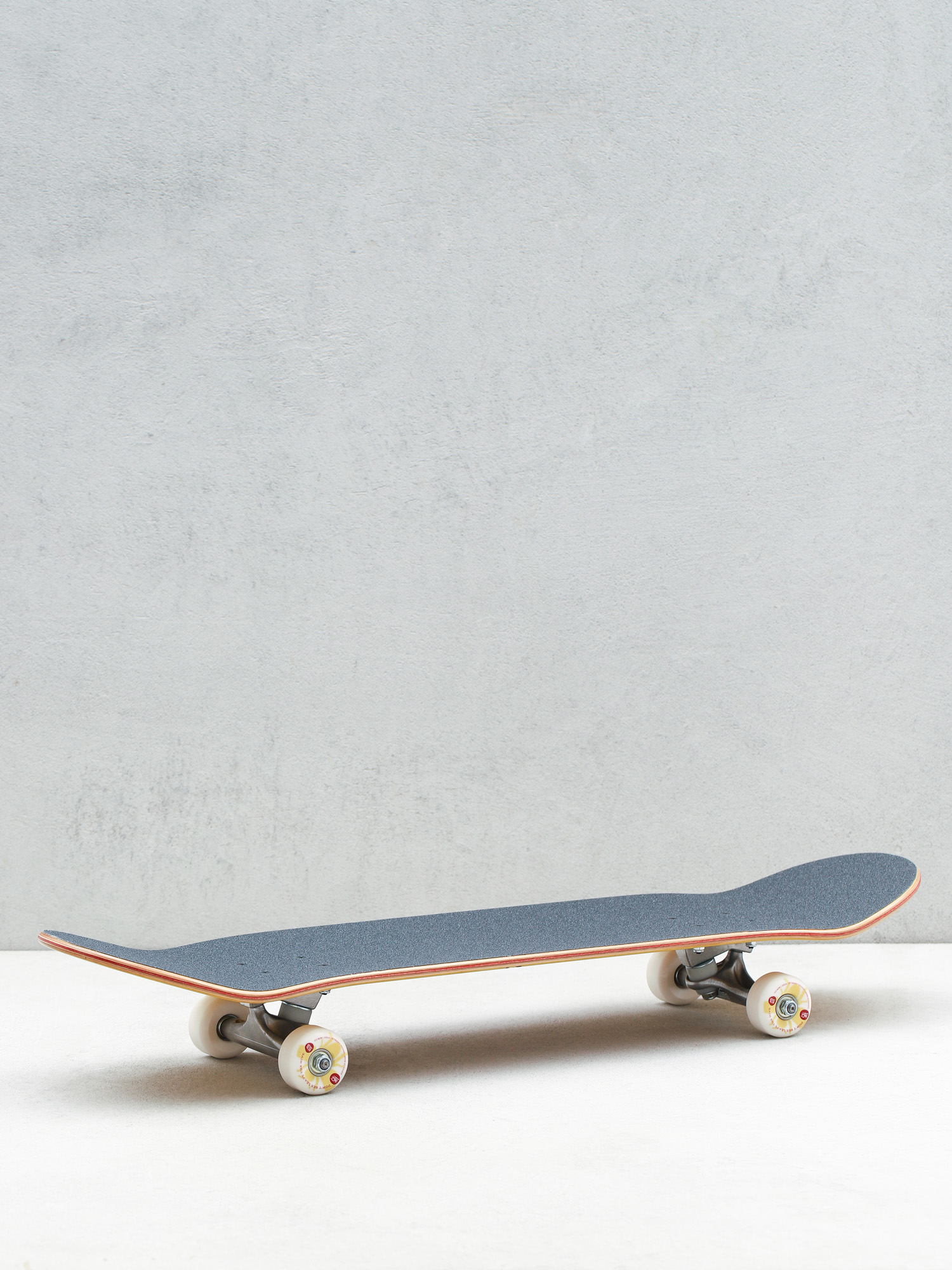 Deskorolka Mob Skateboards Bee (yellow)