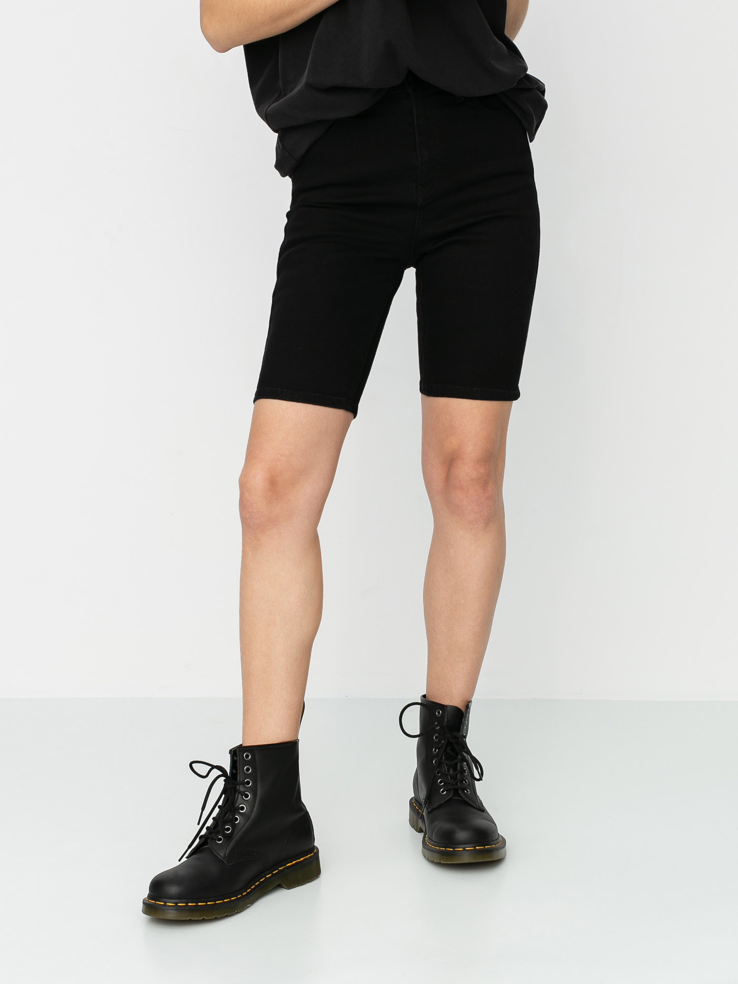 Szorty Volcom Liberator Wmn (premium wash black)