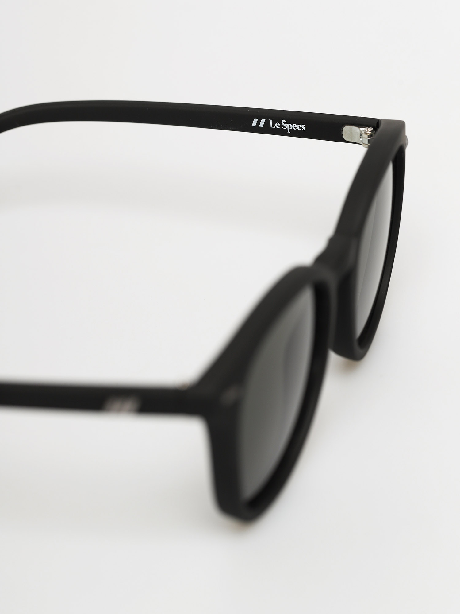 Okulary przeciwsłoneczne Le Specs Bandwagon (black rubber)