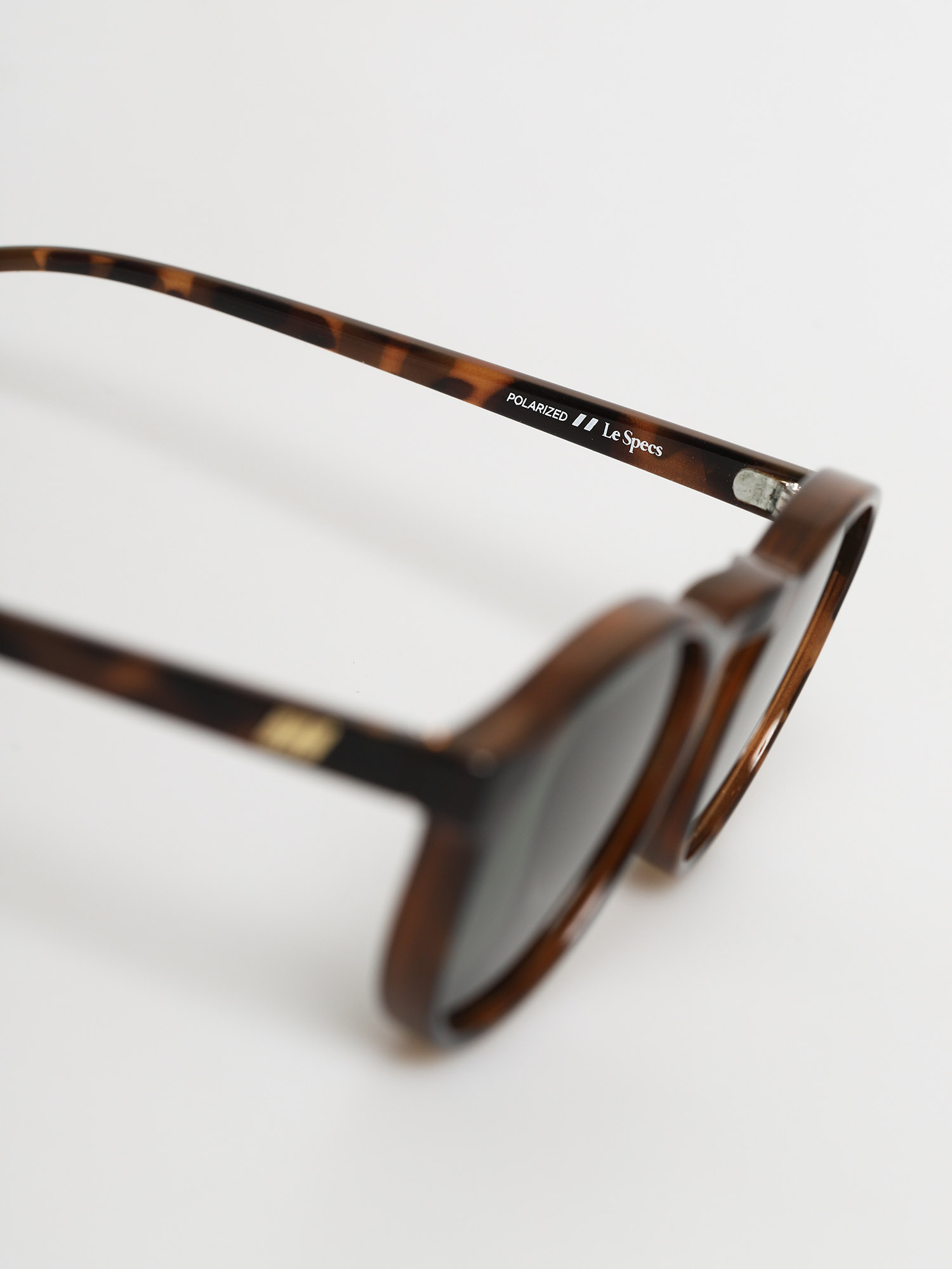 Okulary przeciwsłoneczne Le Specs Cubanos (milky tort)