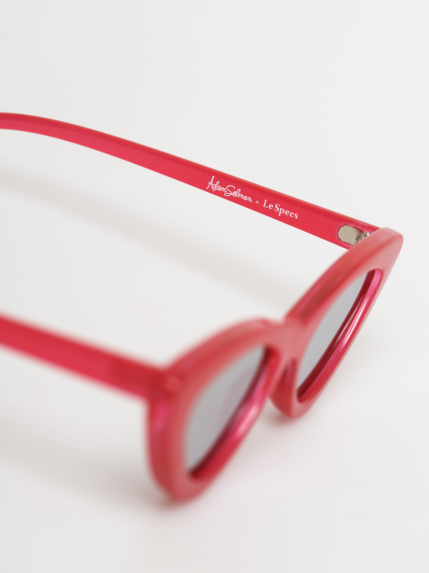 Okulary przeciwsłoneczne Le Specs X Adam Selman The Last Lolita (opaque red)