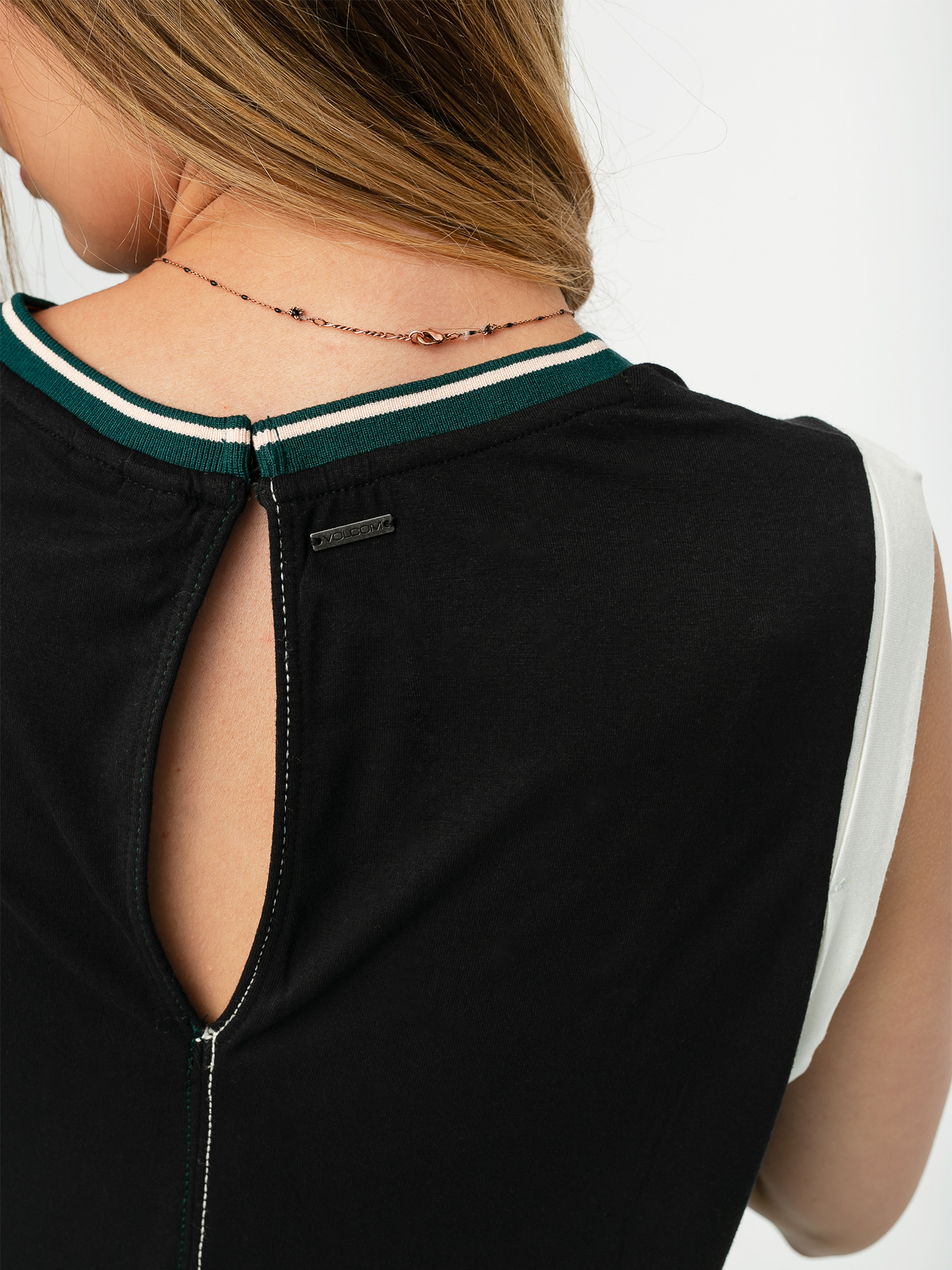 Sukienka Volcom Ivol 2 Wmn (black)