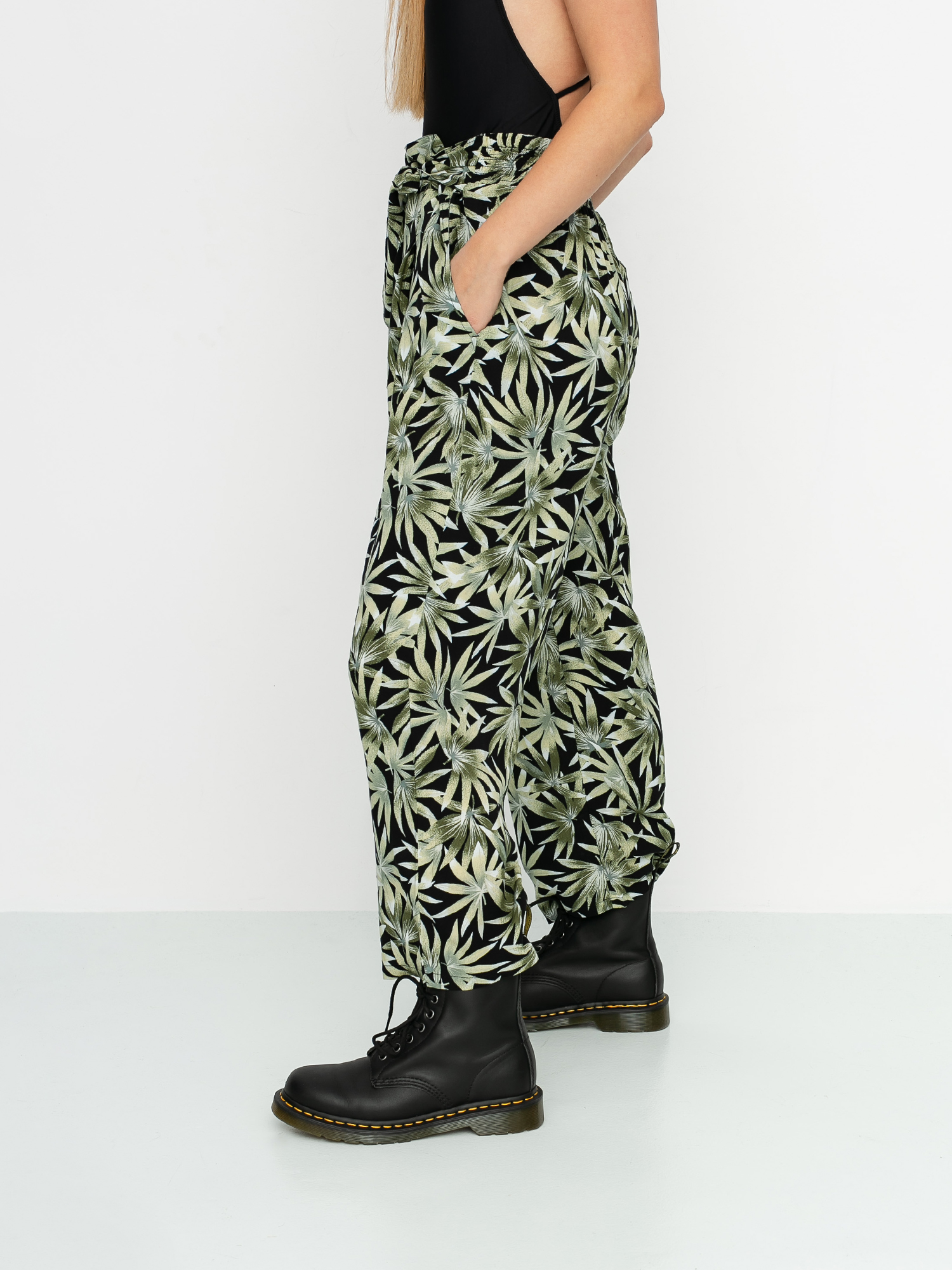 Spodnie Volcom Coco Belted Wmn (multi)