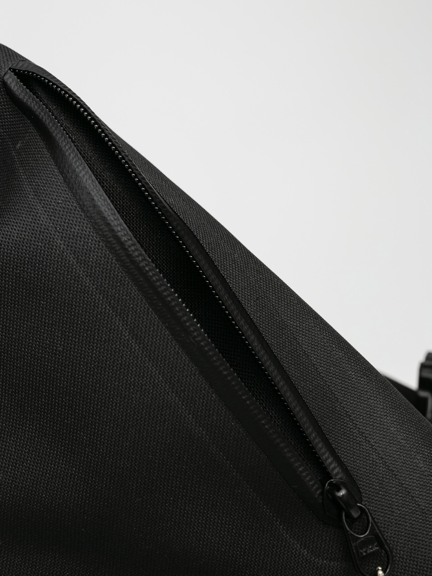 Plecak Salty Crew Covert Roll Top Bag (black)