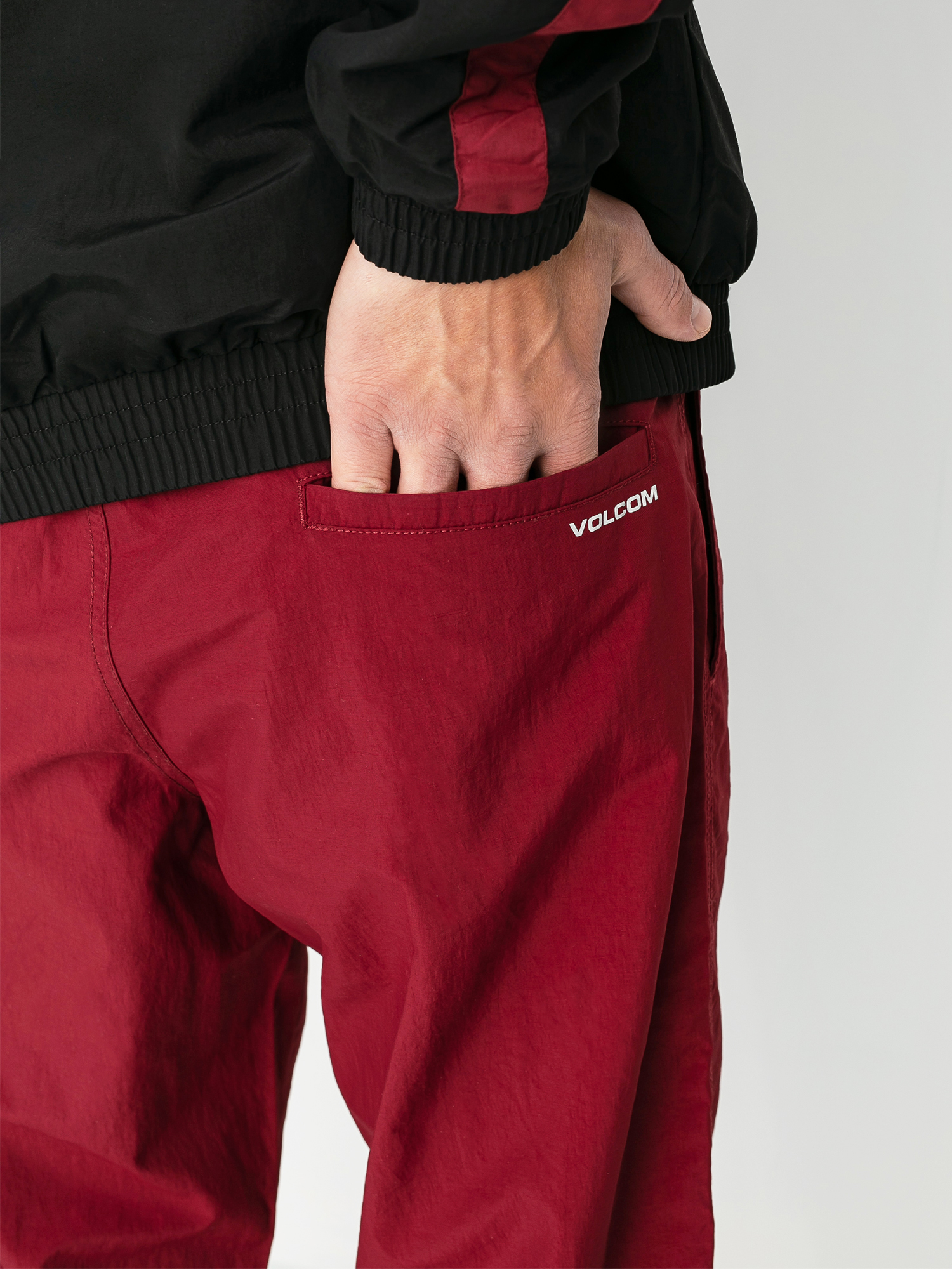 Spodnie Volcom X Macba Life Track (cabernet)