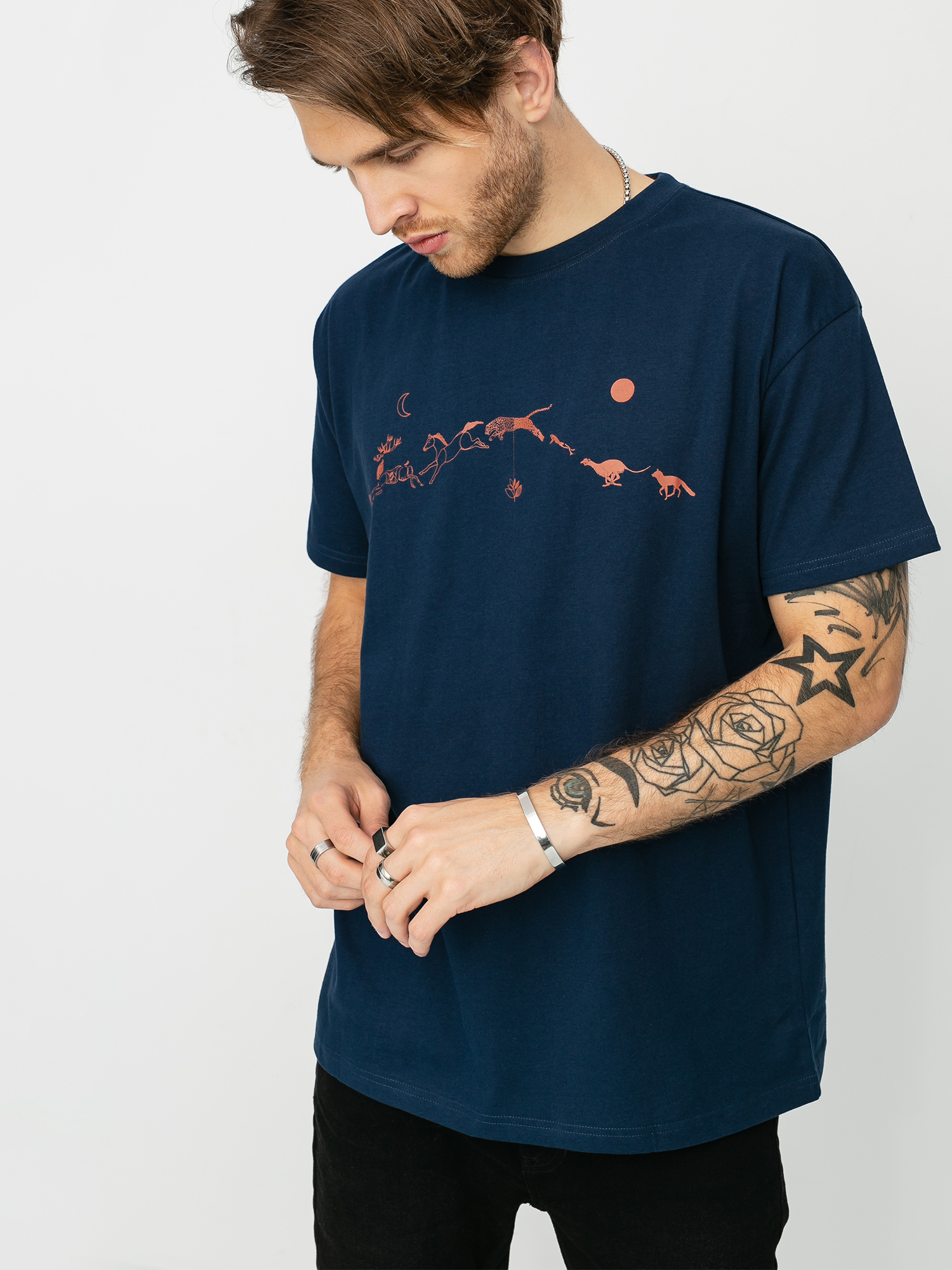 T-shirt Magenta Leap (navy)