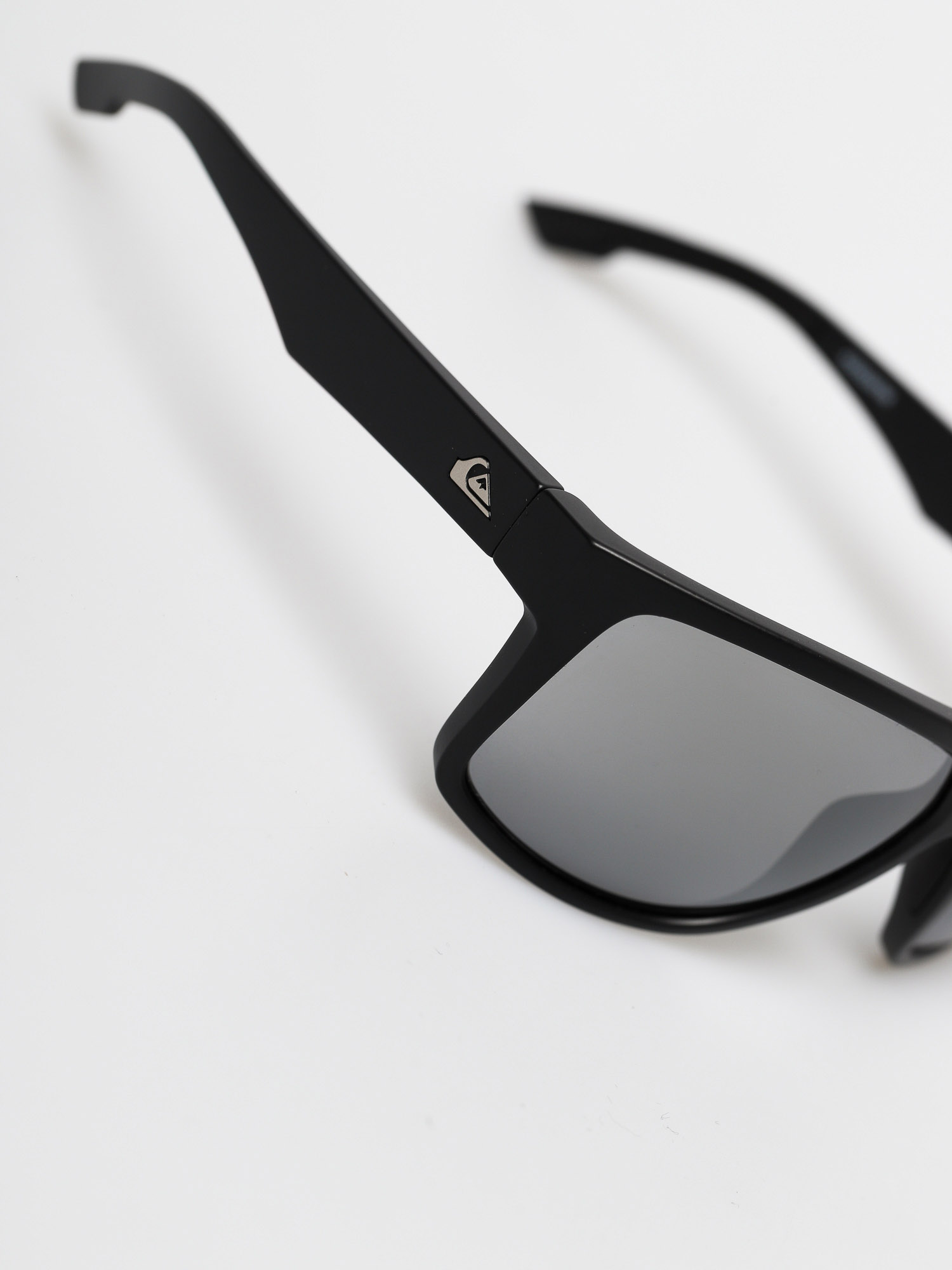 Okulary przeciwsłoneczne Quiksilver Transmission (matte black/flash si)