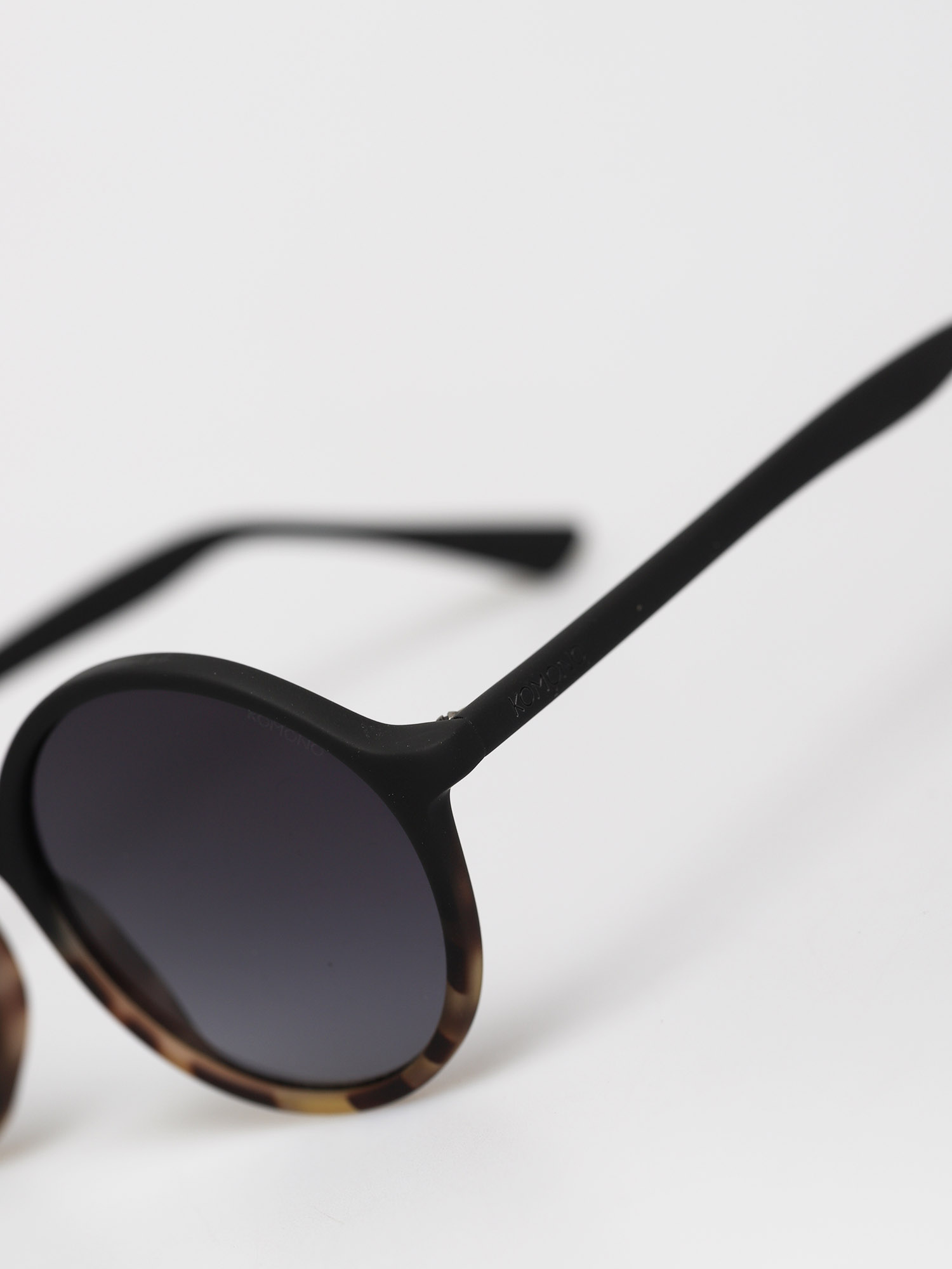 Okulary przeciwsłoneczne Komono Madison (matte black tortoise)