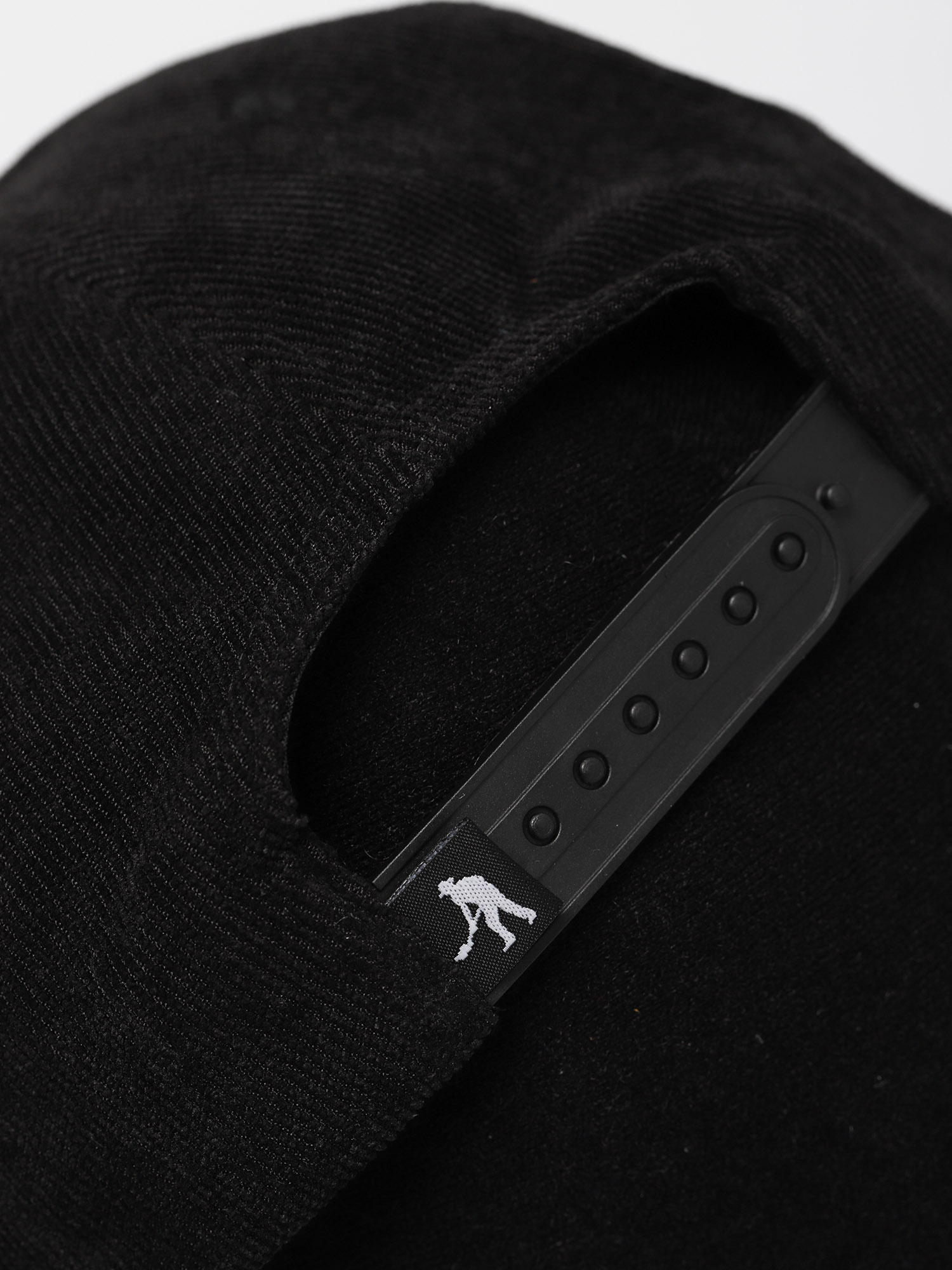 Czapka z daszkiem Pass Port Lavender 6 Panel ZD (black)