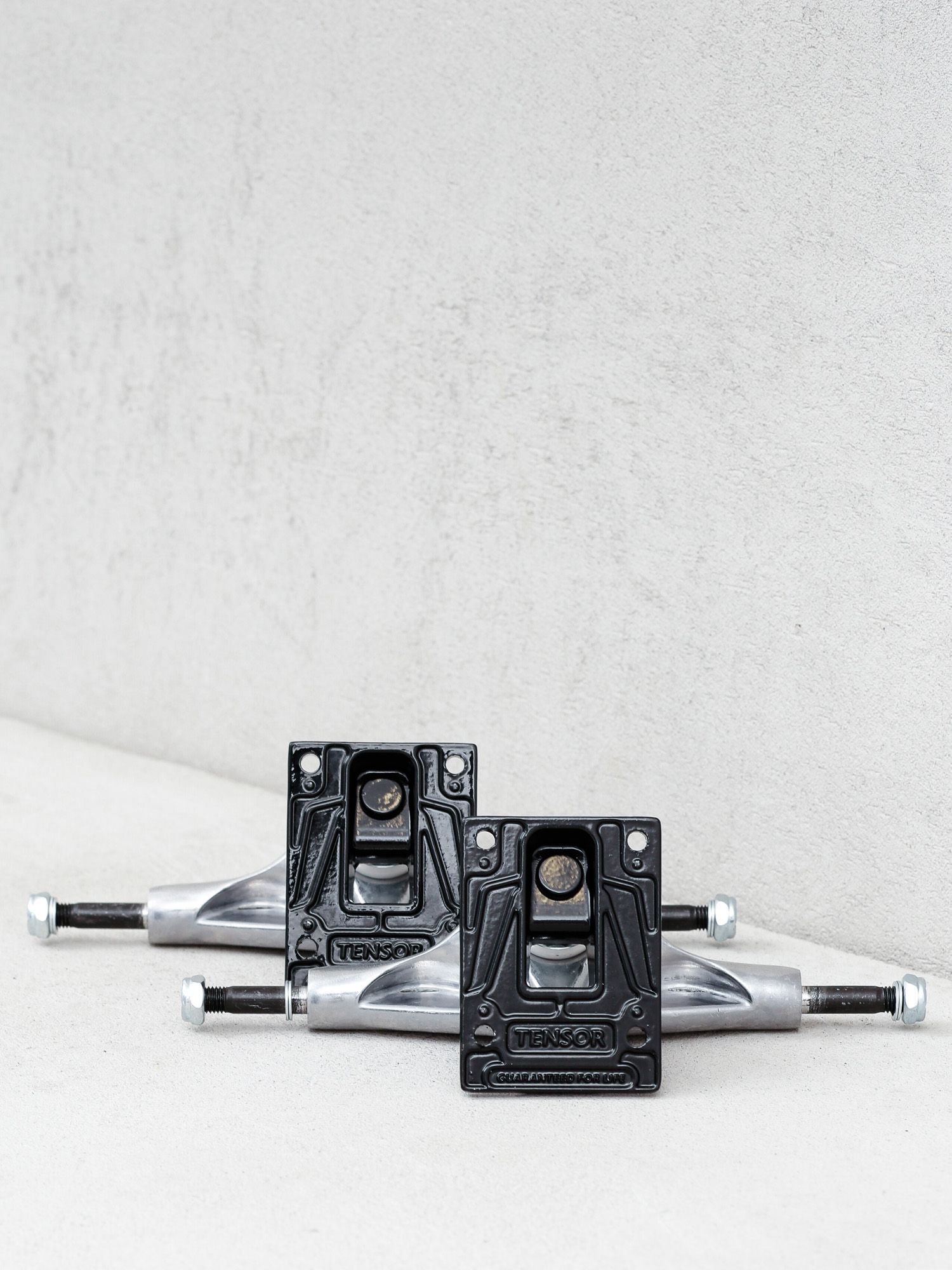 Traki Tensor Alum Primer (raw/black)