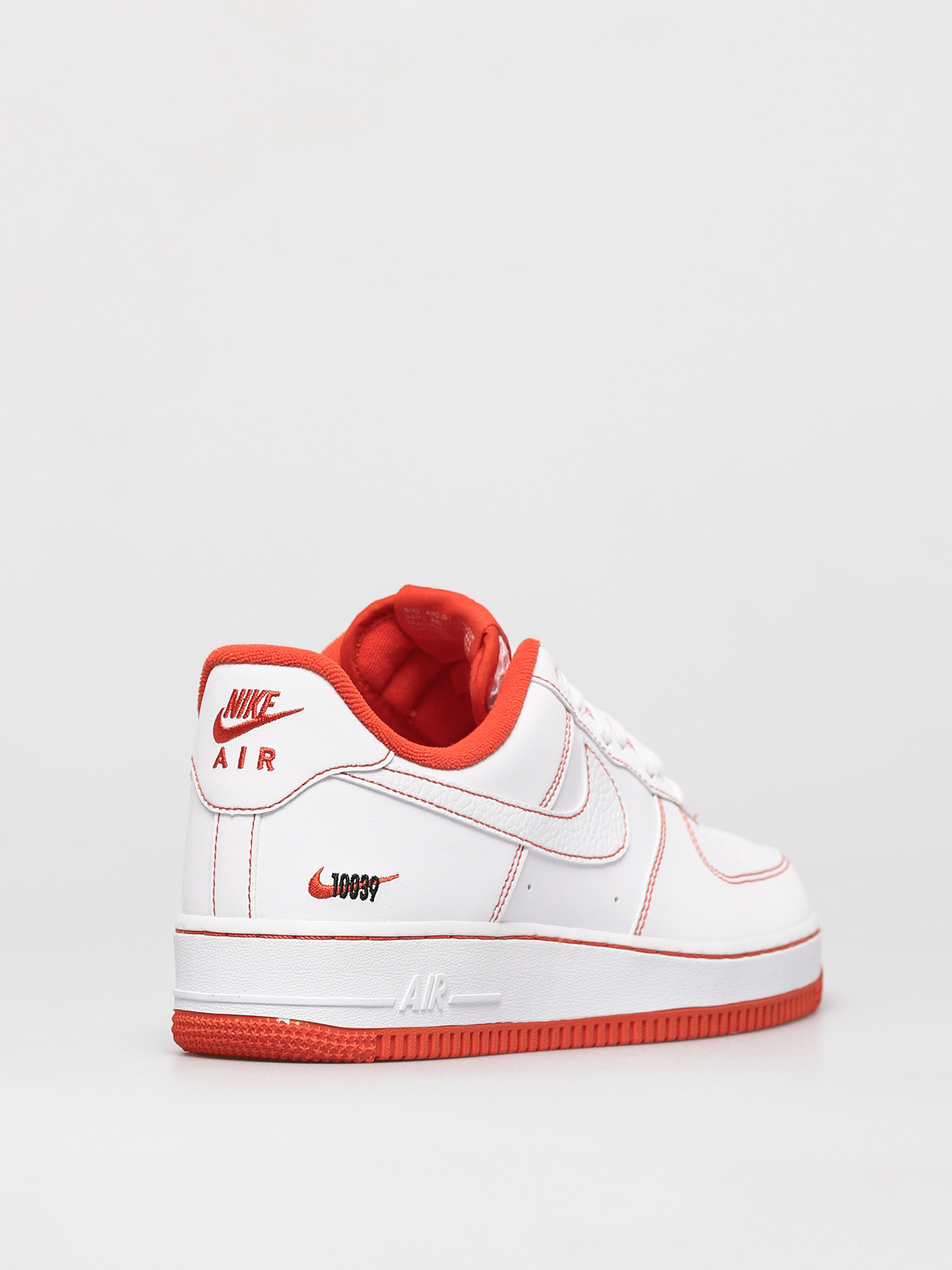 Buty Nike Air Force 1 07 Lv8 (white/team orange black)