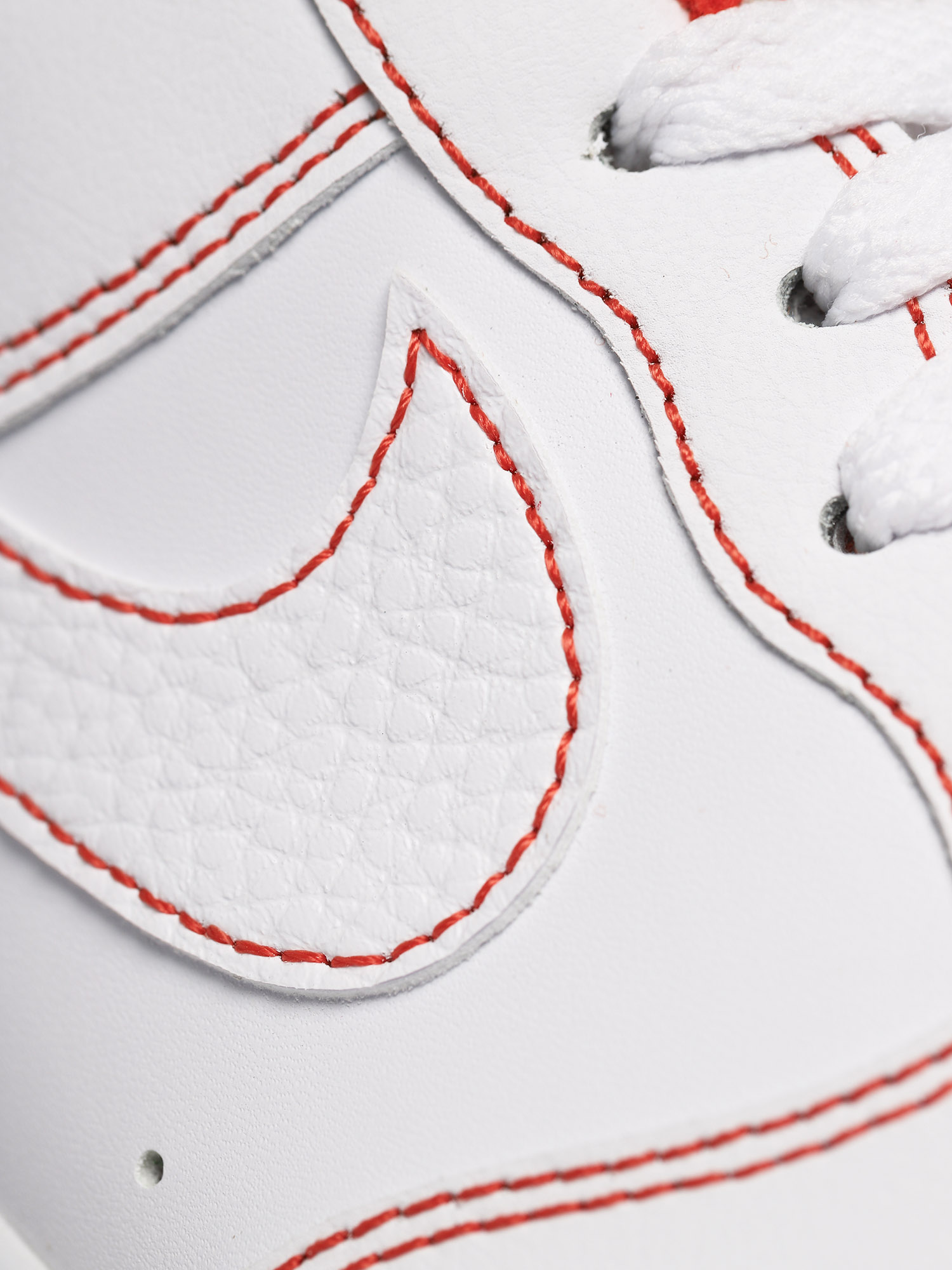 Buty Nike Air Force 1 07 Lv8 (white/team orange black)