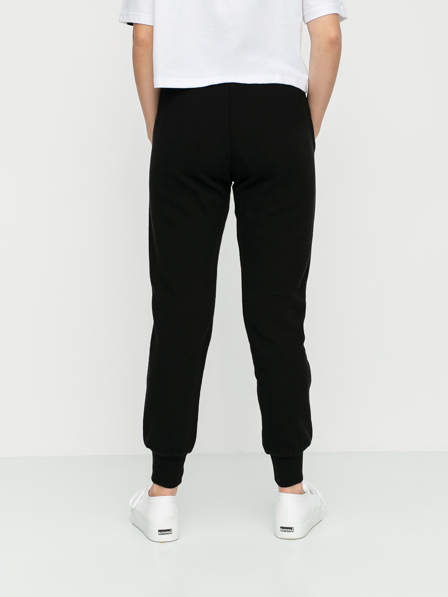 Spodnie Ellesse Queenstown Wmn (black)