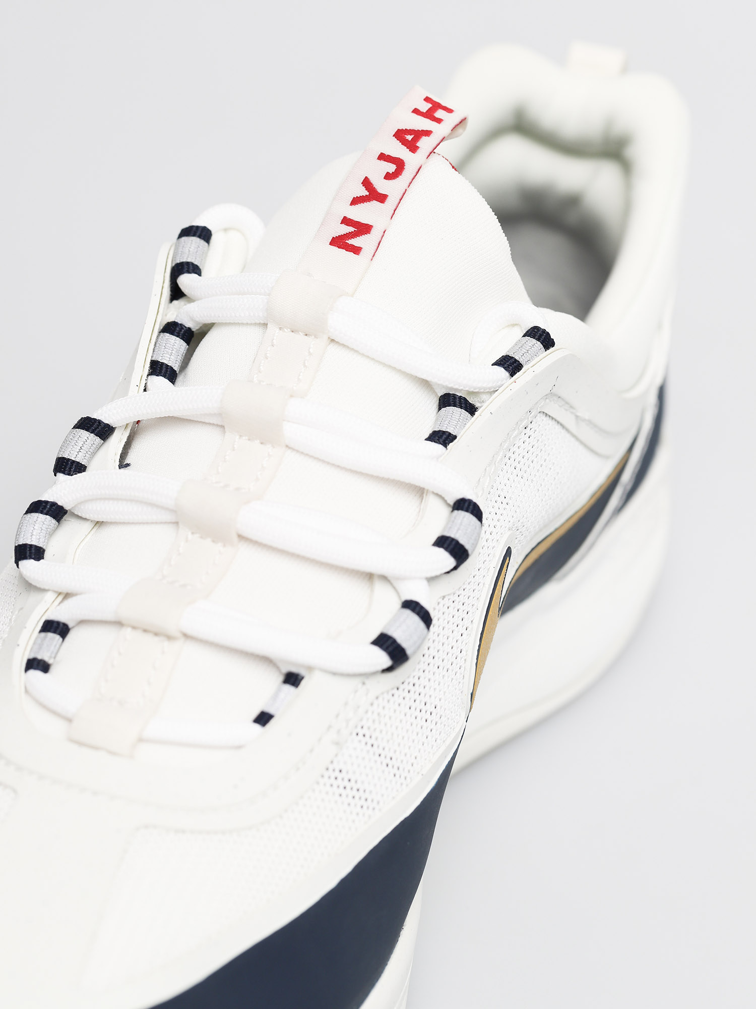 nyjah 2 obsidian gold