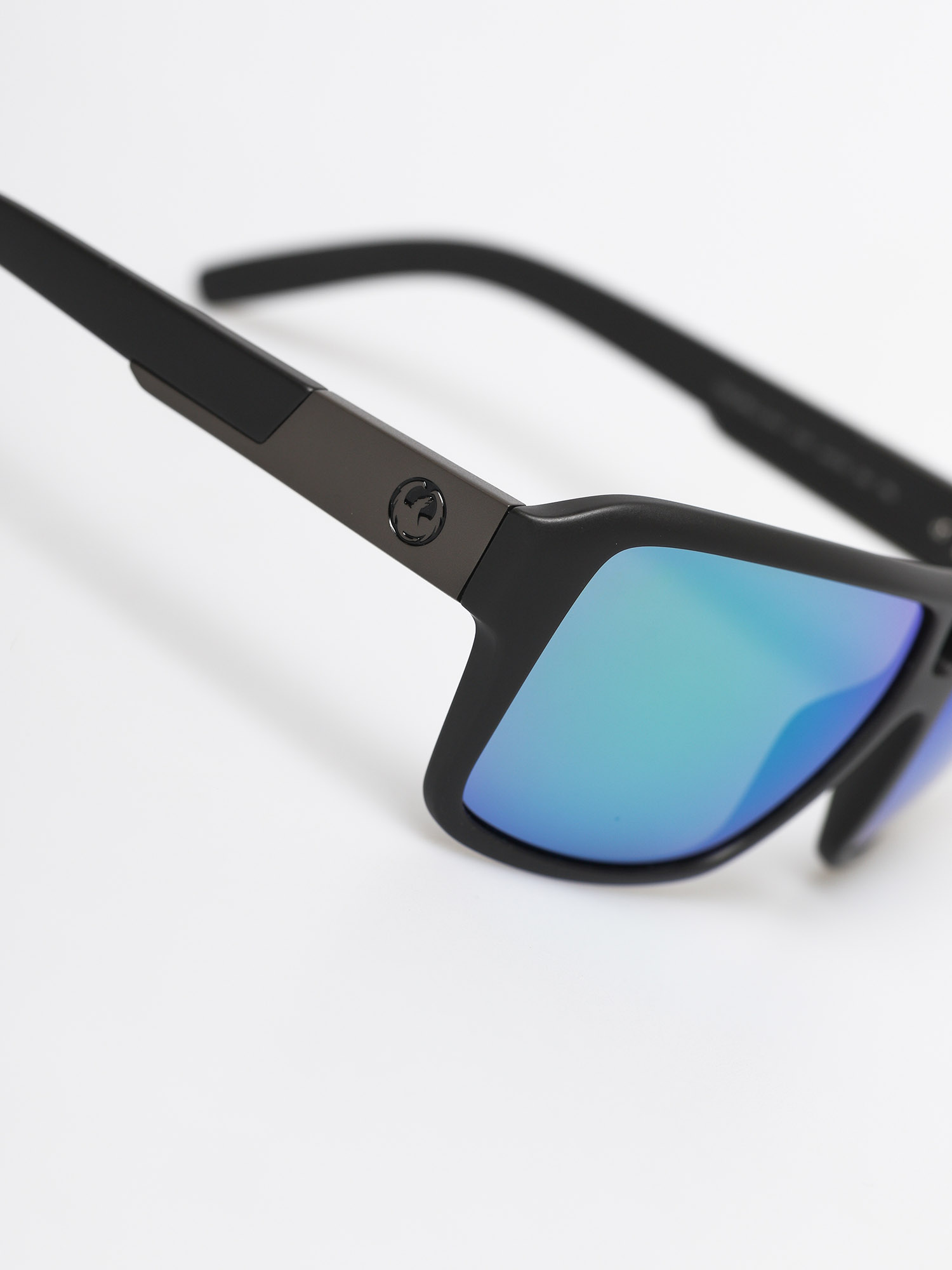 Okulary przeciwsłoneczne Dragon The Jam (matte black/ll green ion)