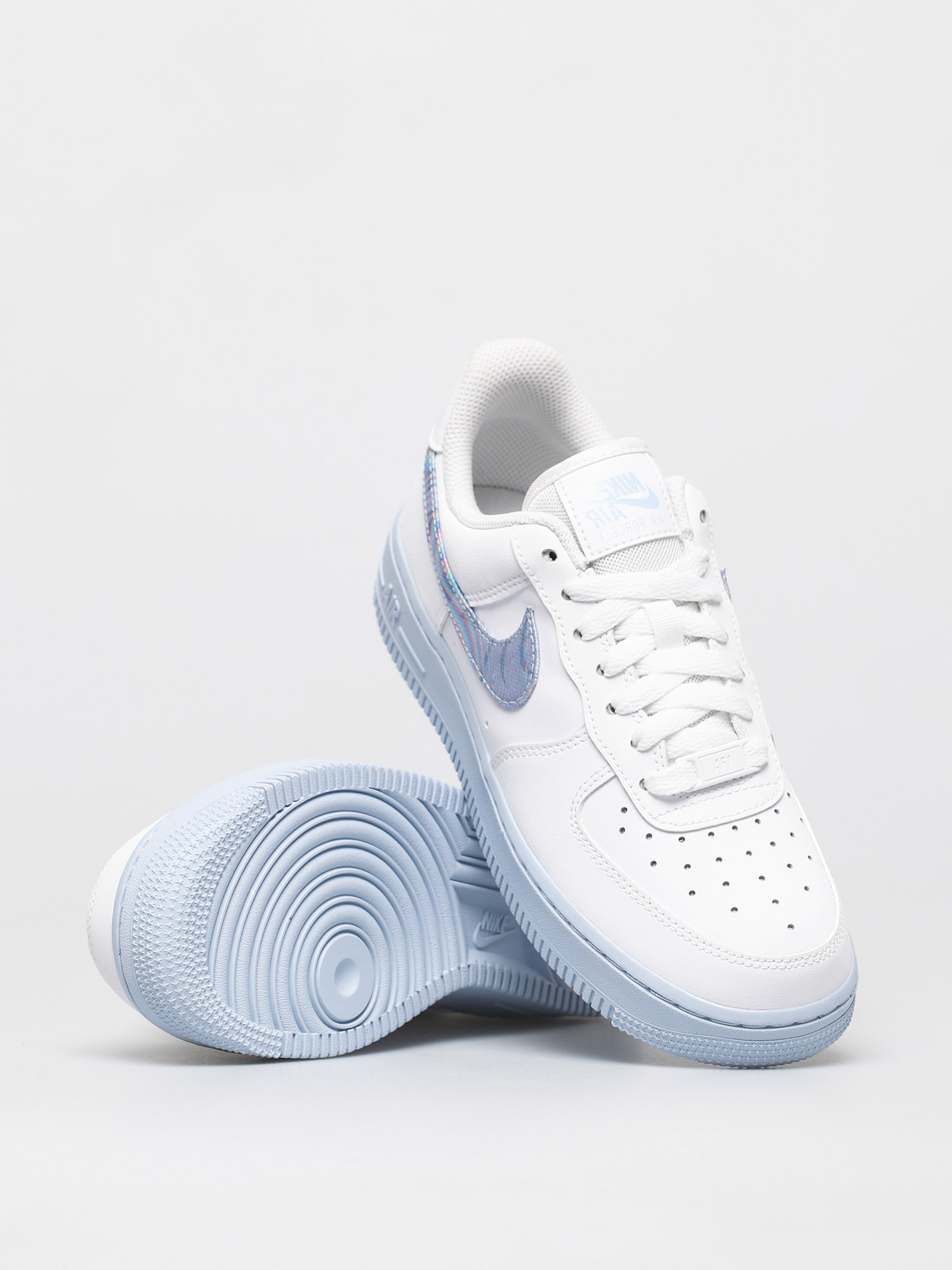 Buty Nike Air Force 1 07 Wmn (white/hydrogen blue laser blue)