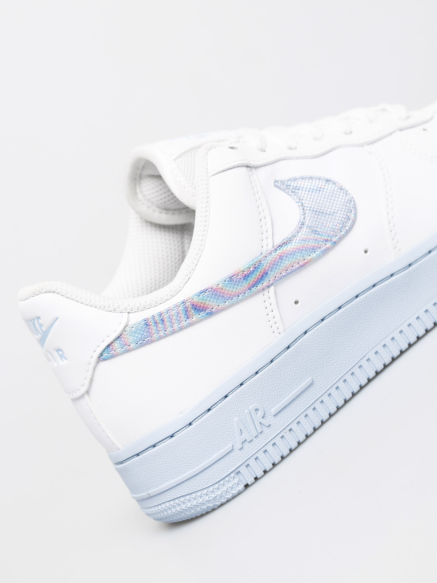 Buty Nike Air Force 1 07 Wmn (white/hydrogen blue laser blue)