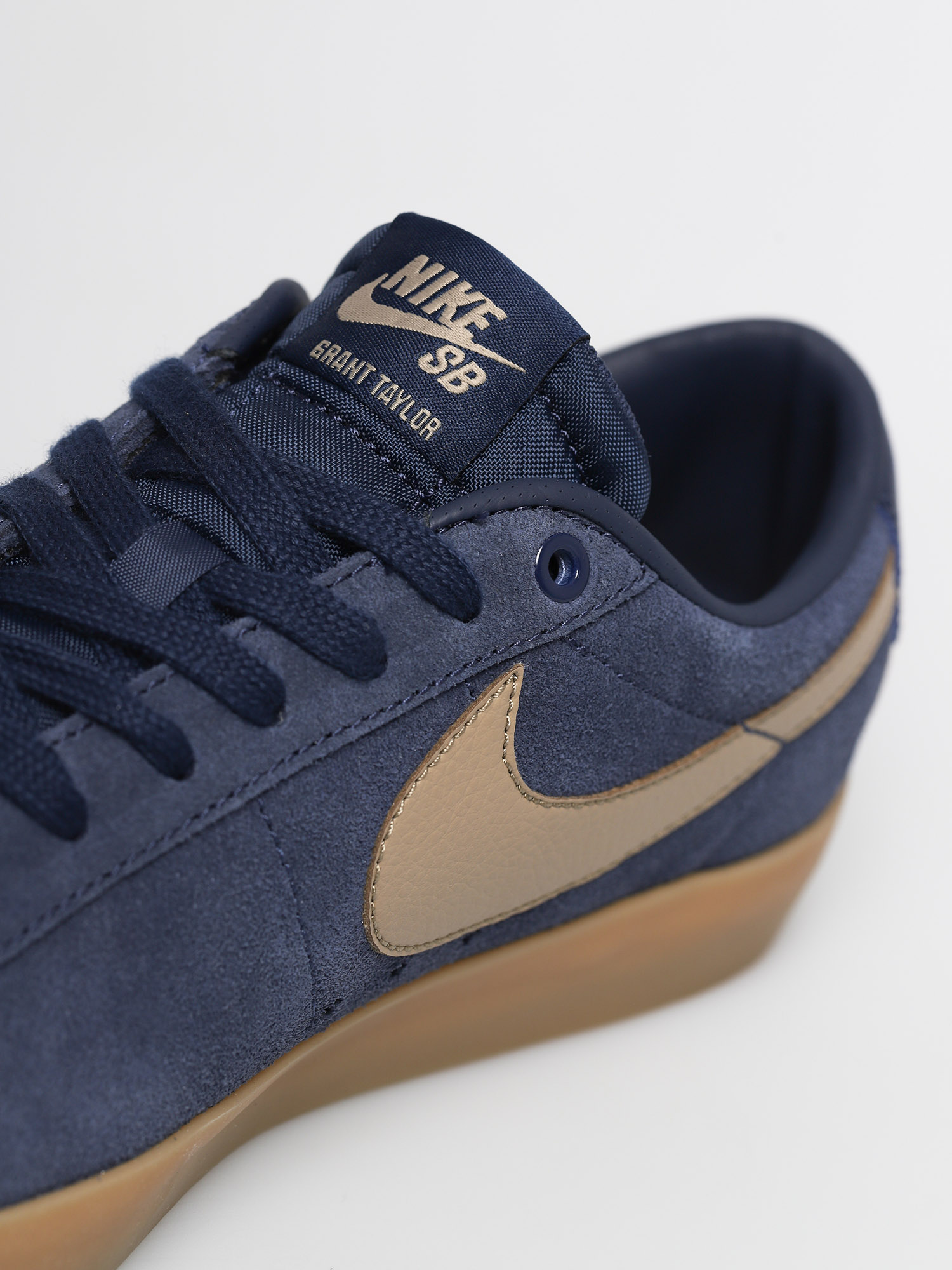 Buty Nike SB Blazer Low Gt (midnight navy/khaki gum light brown)