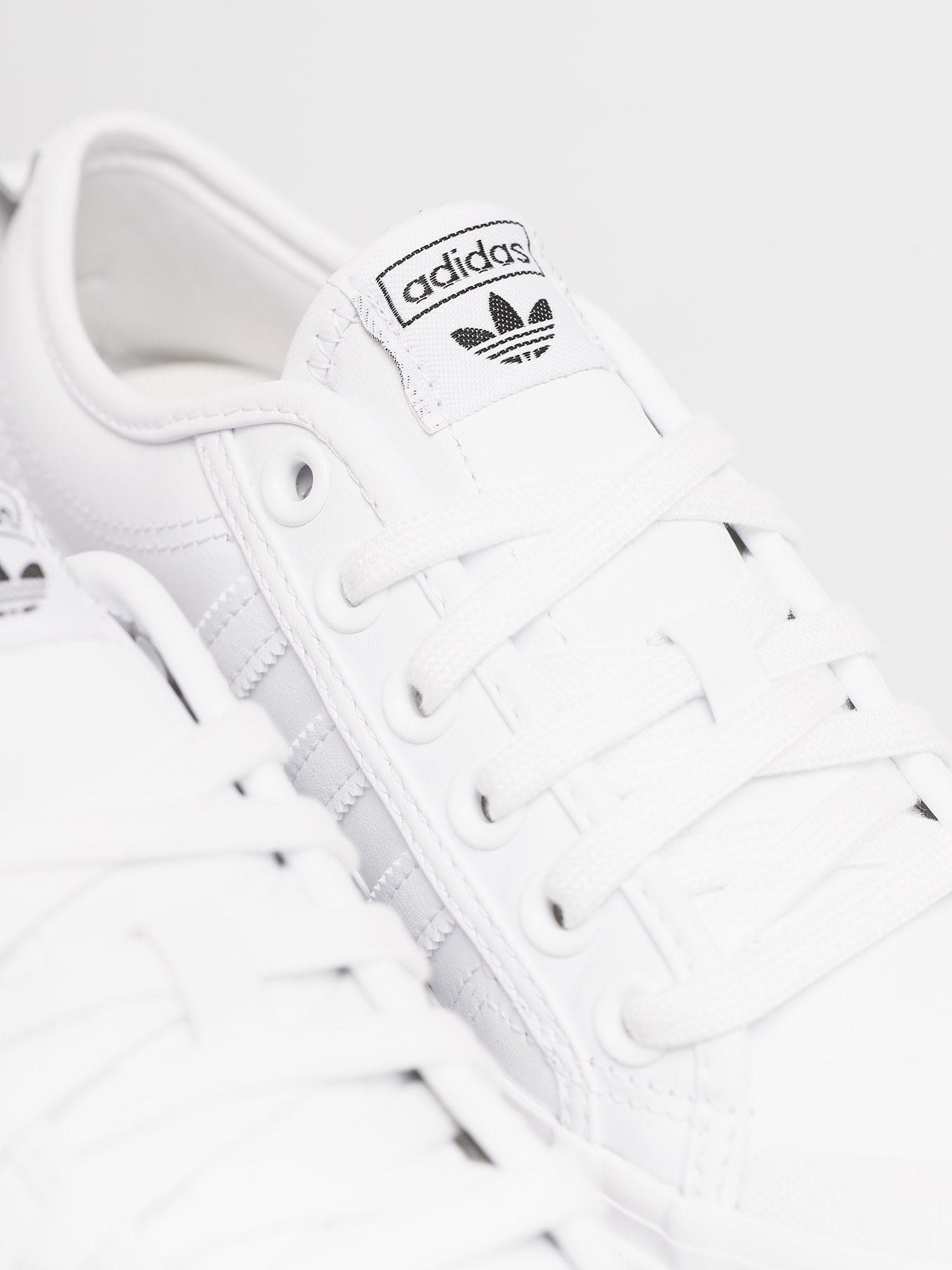 Buty adidas Originals Nizza Platform Wmn (ftwwht/ftwwht/cblack)