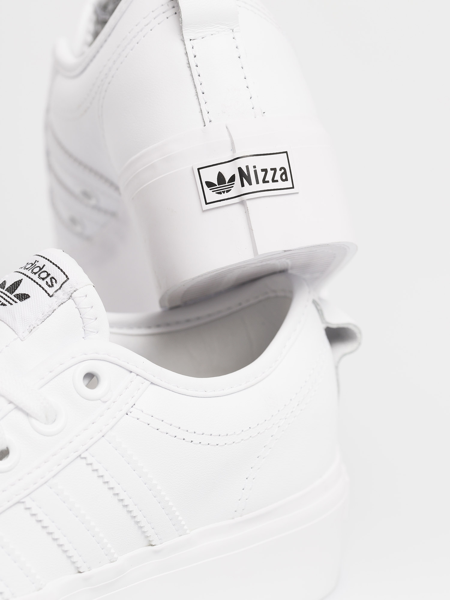 Buty adidas Originals Nizza Platform Wmn (ftwwht/ftwwht/cblack)