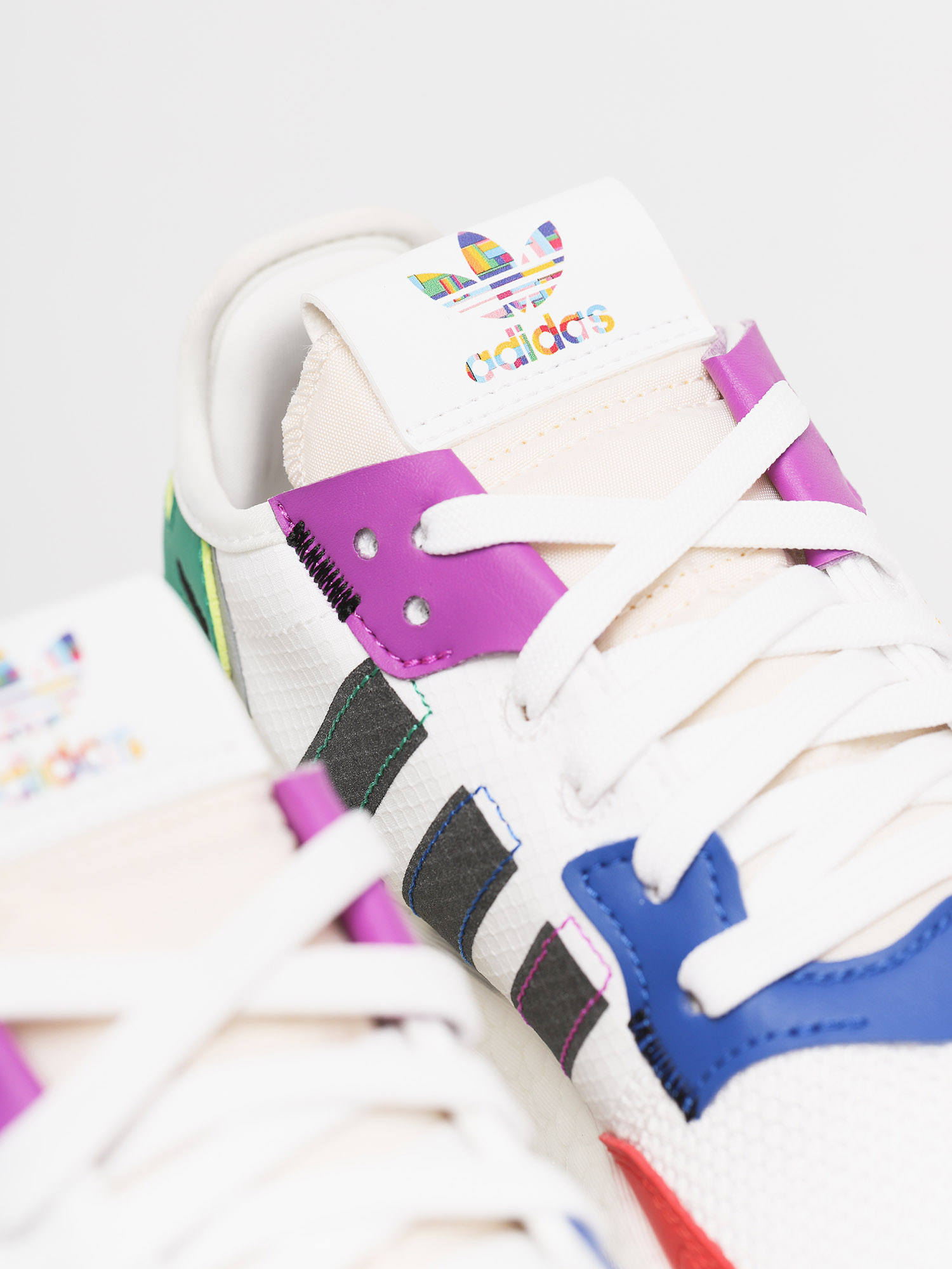 Buty adidas Originals Nite Jogger Pride (ftwr white/core black/silver met)