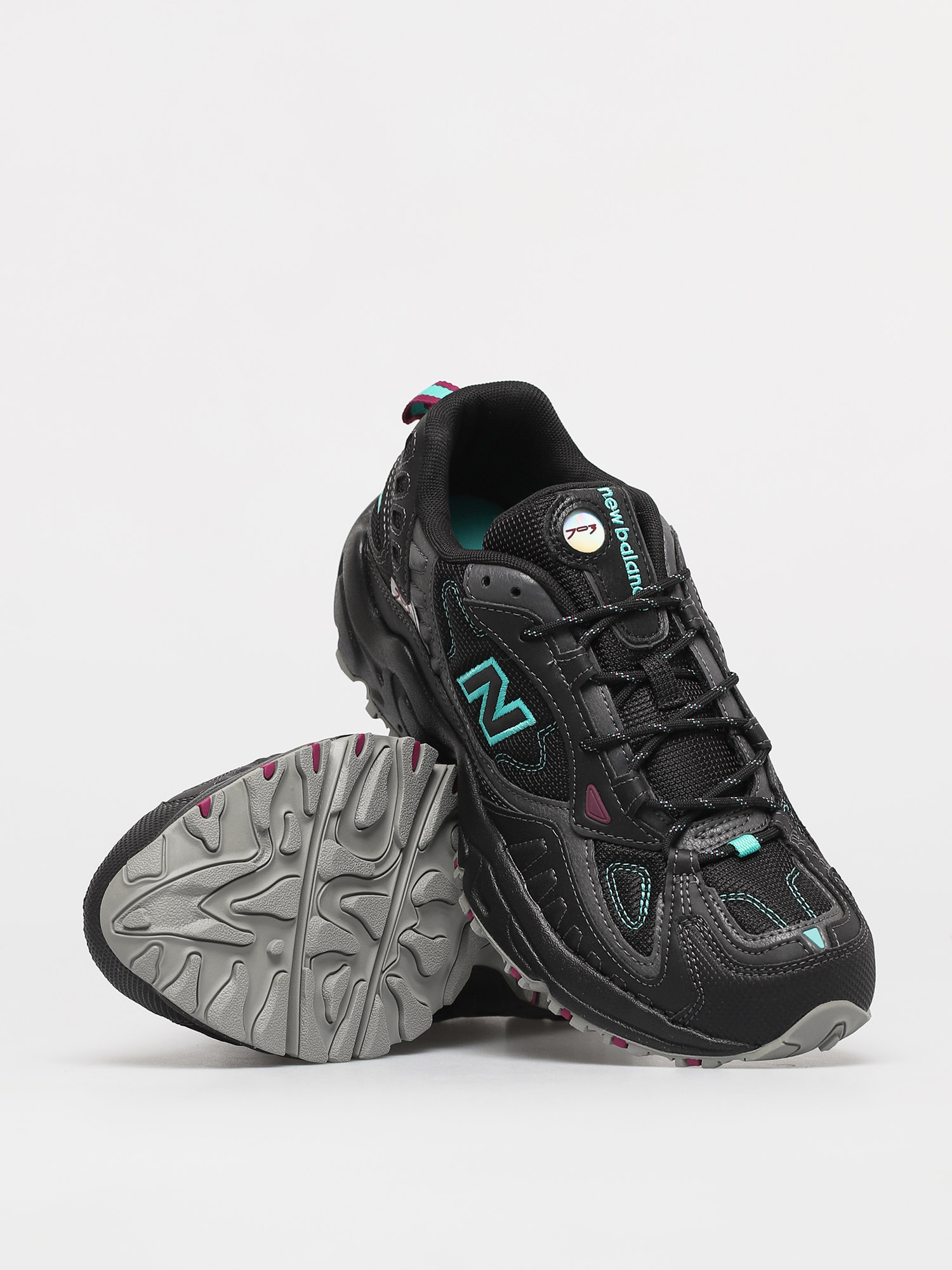 Buty New Balance 703 (black)