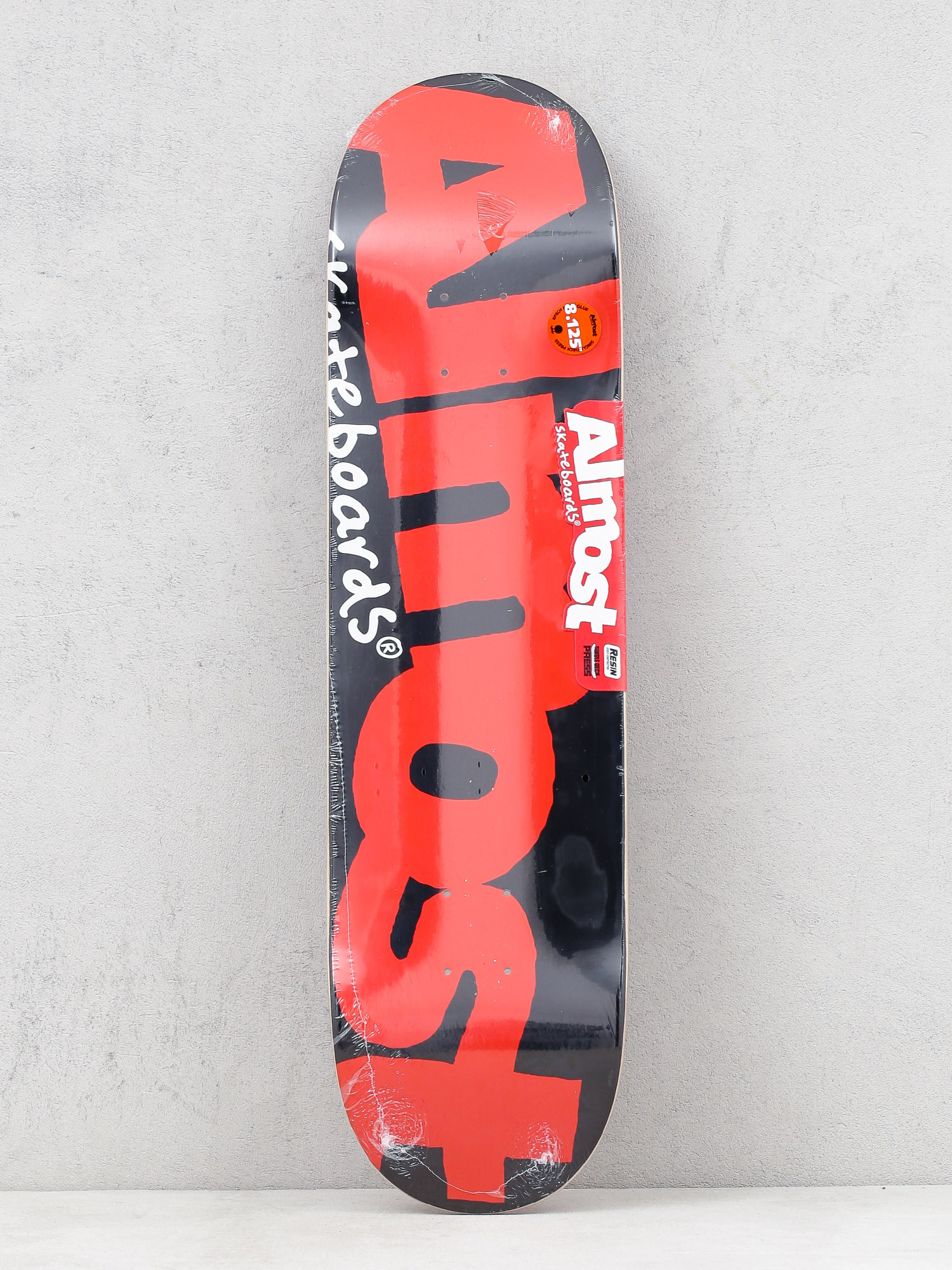 Deck Almost Color Logo (black/red)