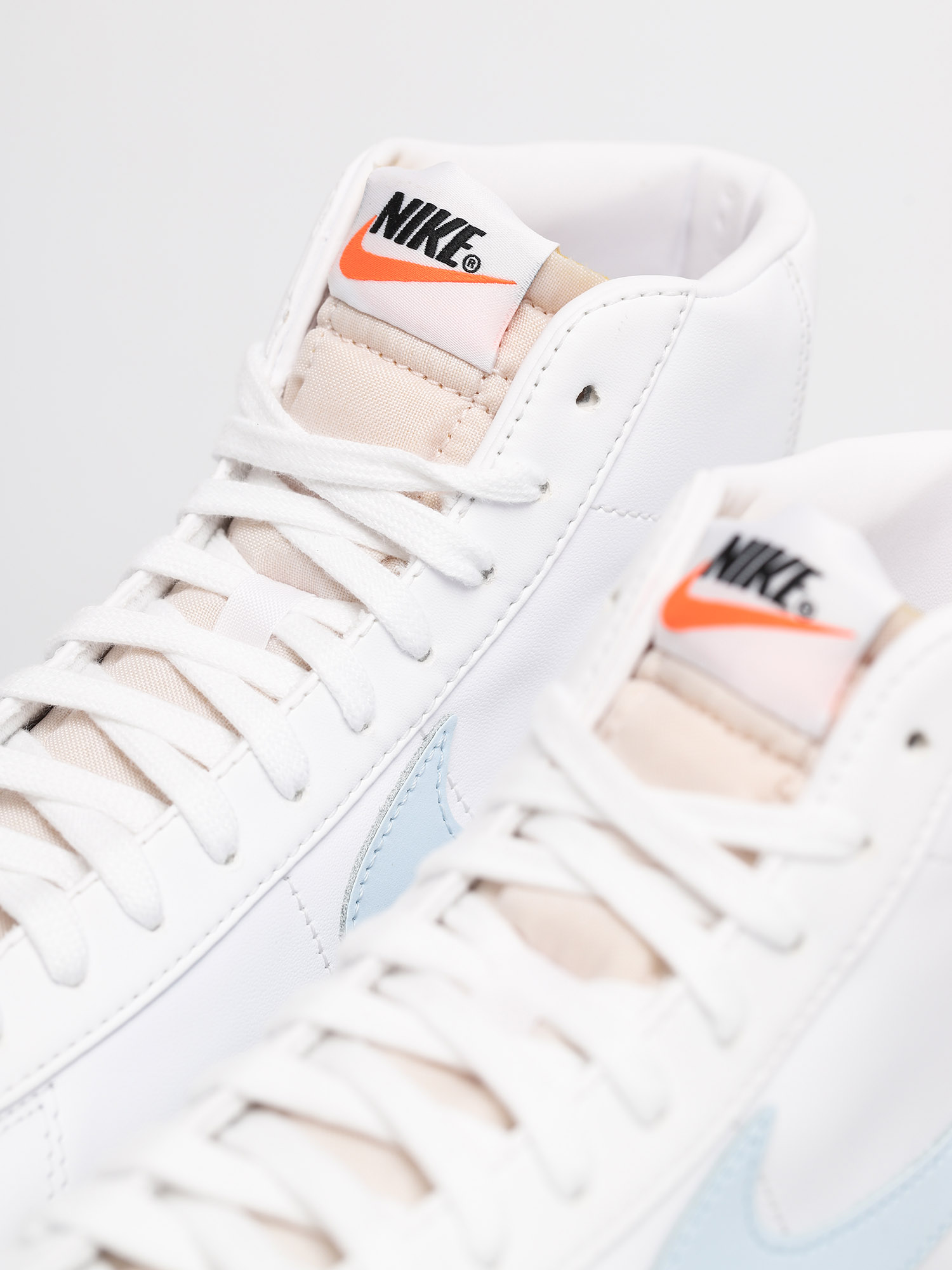 Buty Nike Blazer Mid 77 Vintage (white/celestine blue sail)