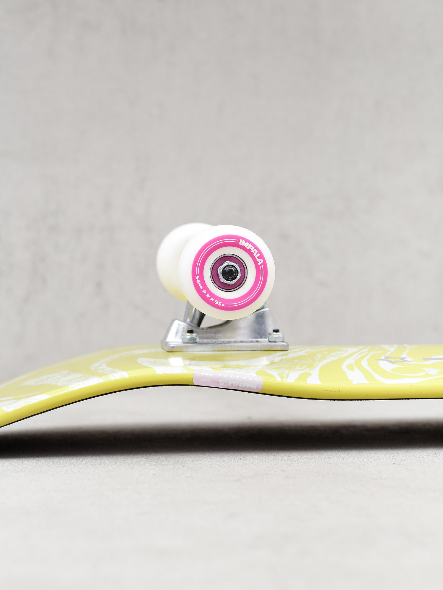 Deskorolka Impala Impala Cosmos Skateboard (yellow)