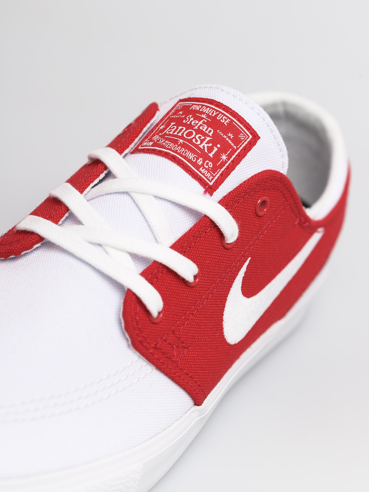 Buty Nike SB Zoom Janoski Canvas Rm (white/white university red midnight navy)
