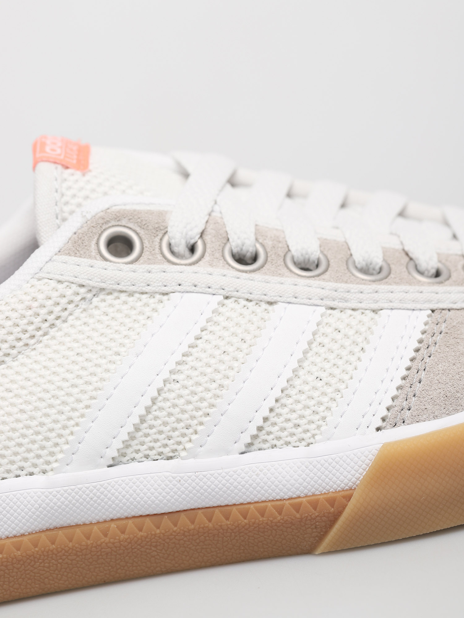 Buty adidas Lucas Premiere (crywht/sunglo/gum3)