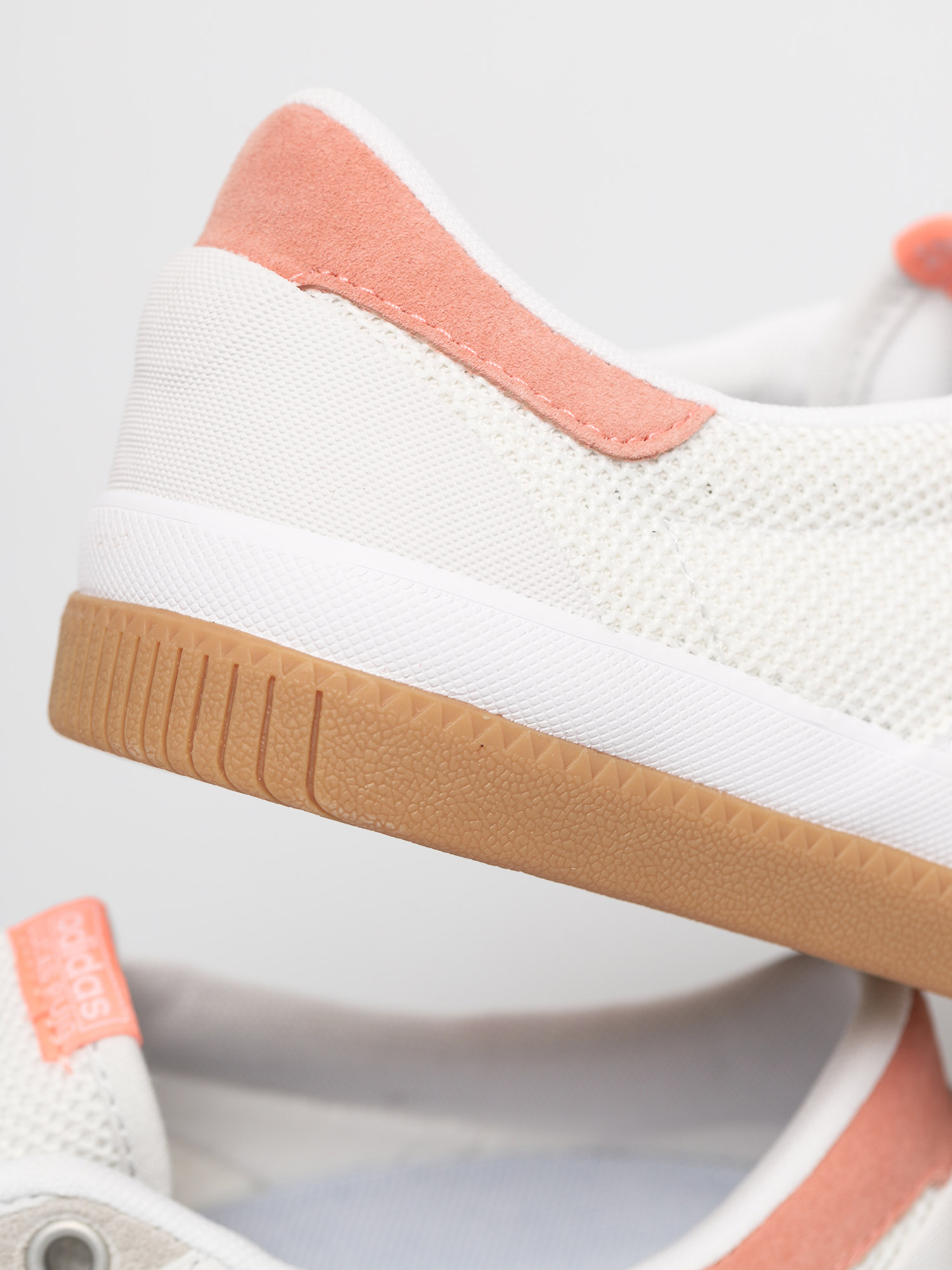 Buty adidas Lucas Premiere (crywht/sunglo/gum3)